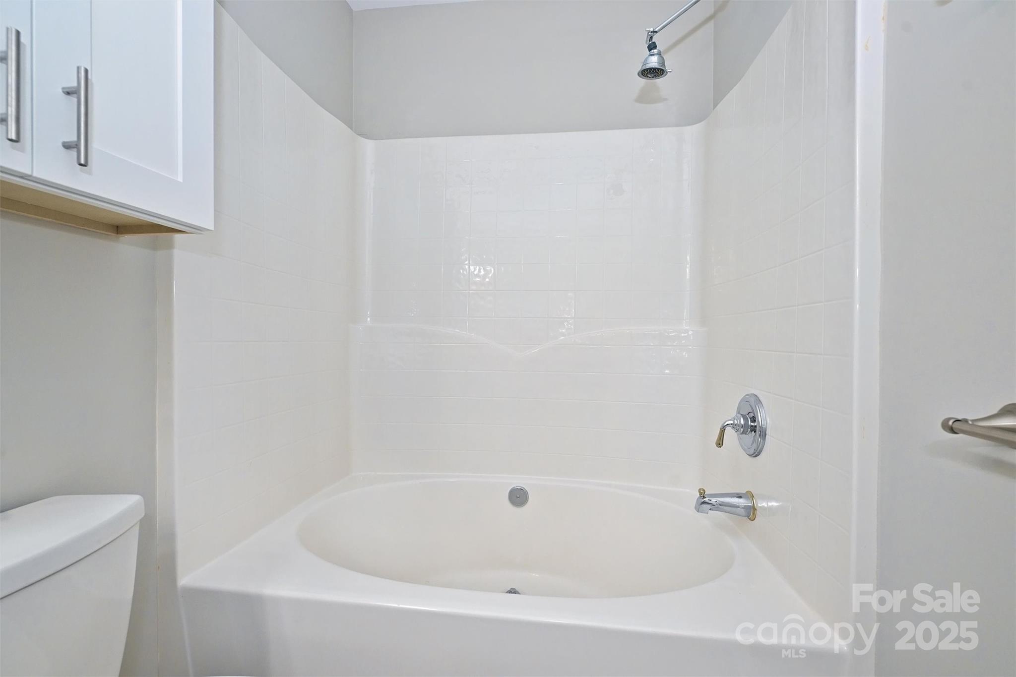 3014 Castleberry Court