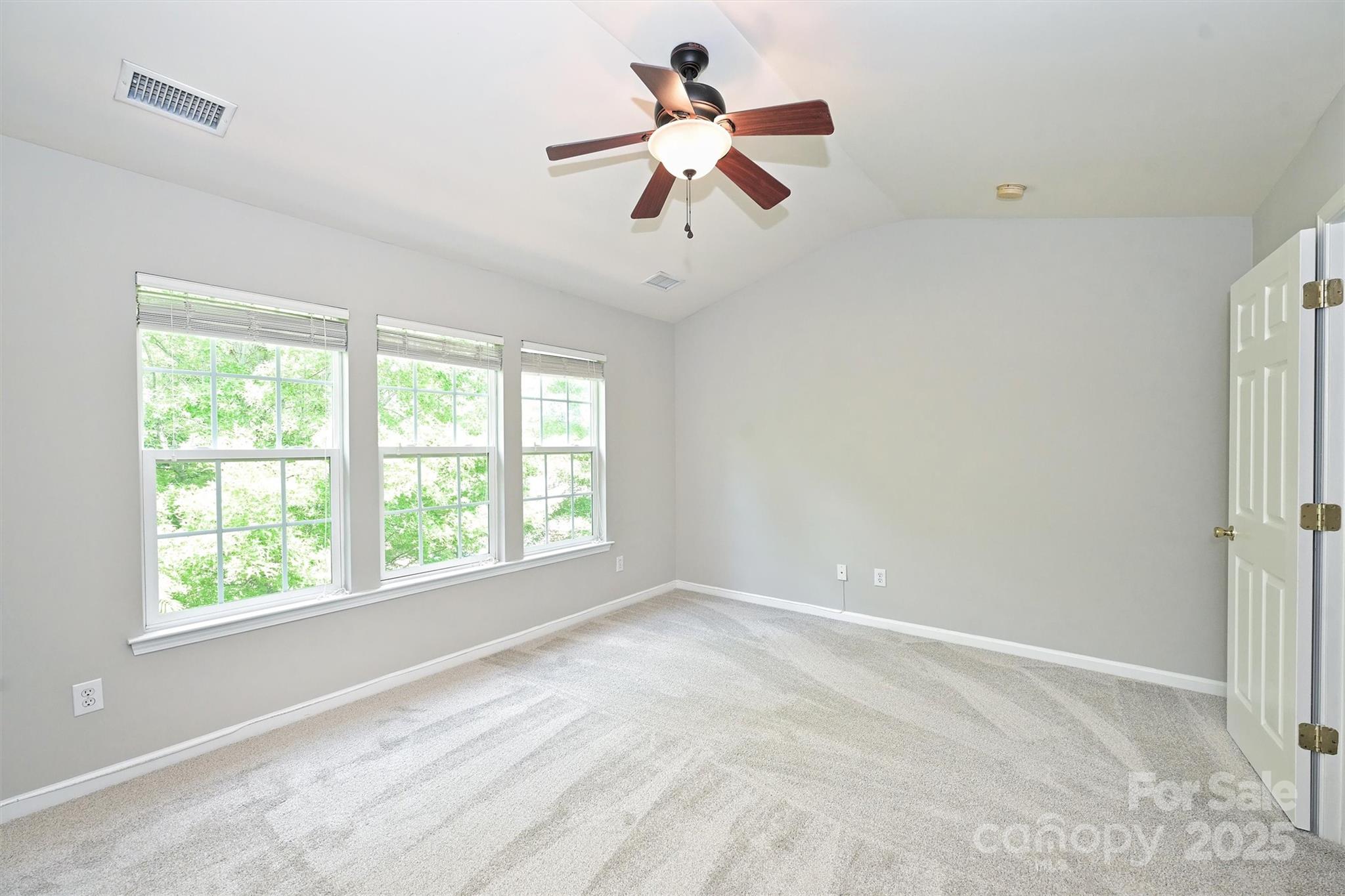 3014 Castleberry Court