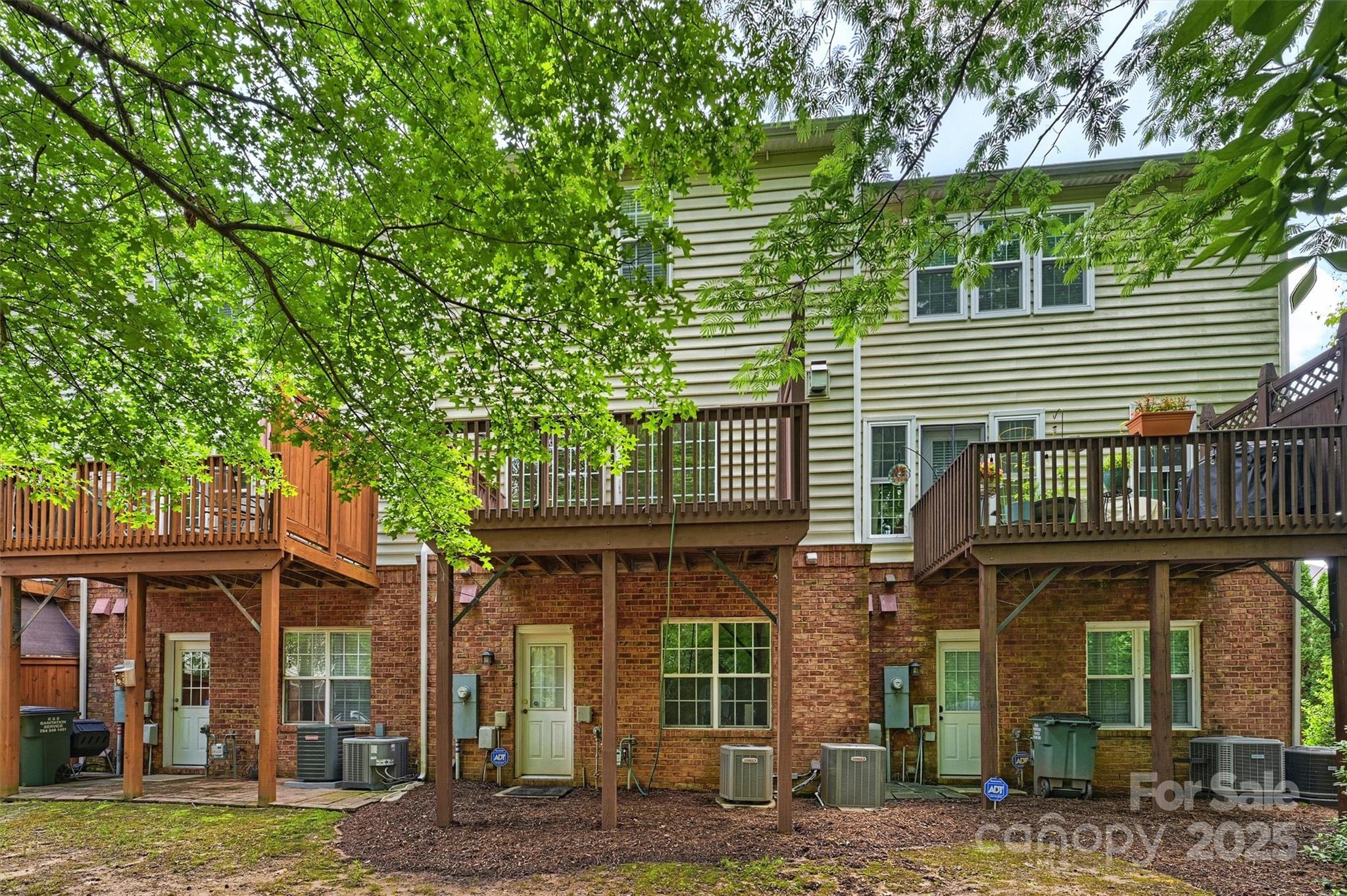 3014 Castleberry Court