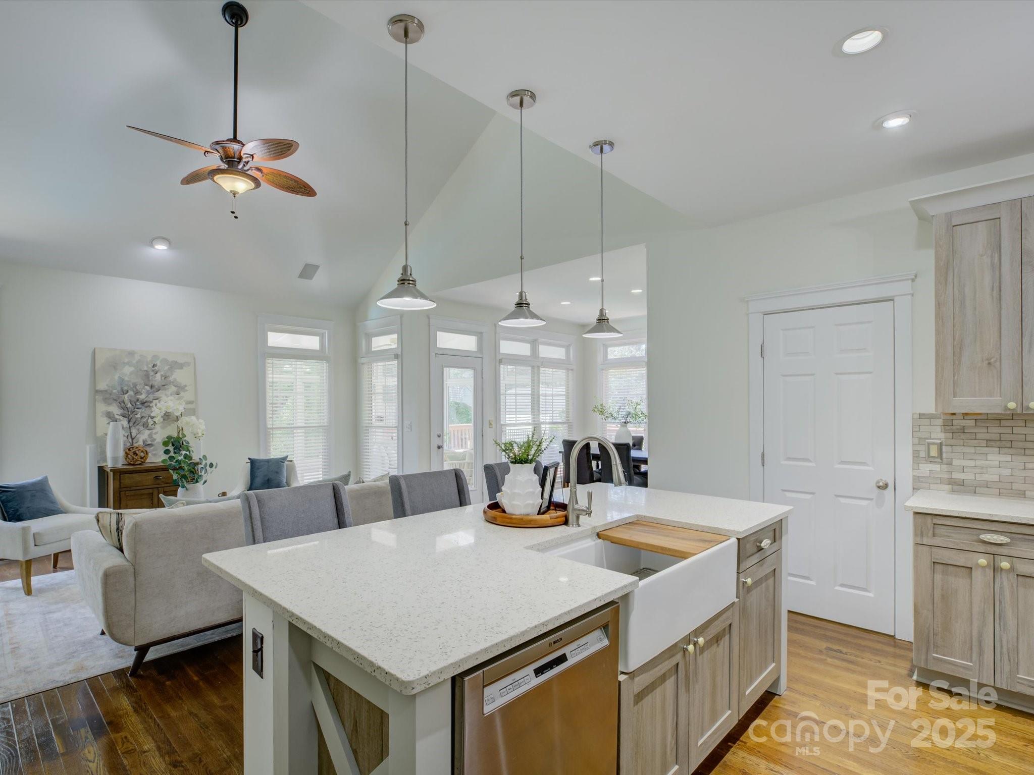 8508 Sandowne Lane