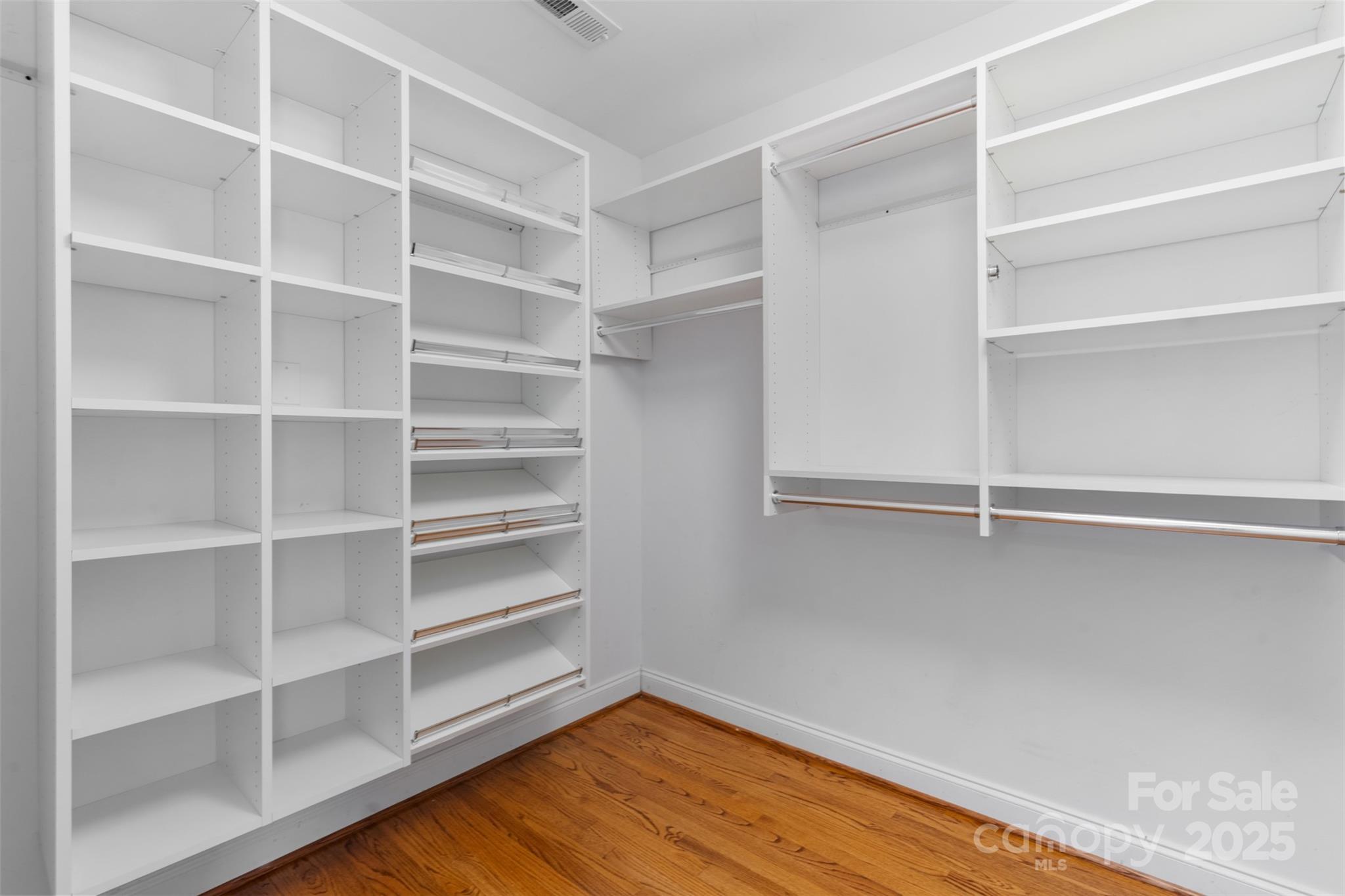 15115 Superior Street