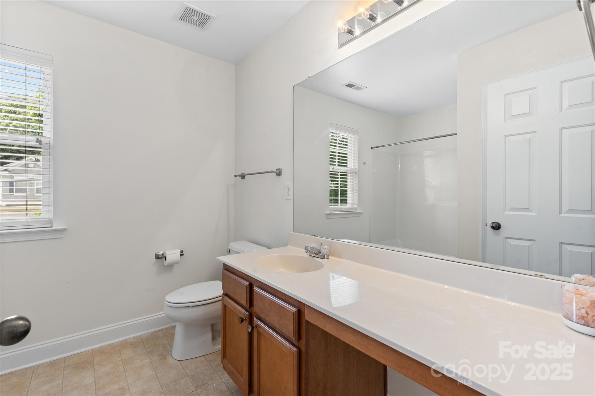 15115 Superior Street