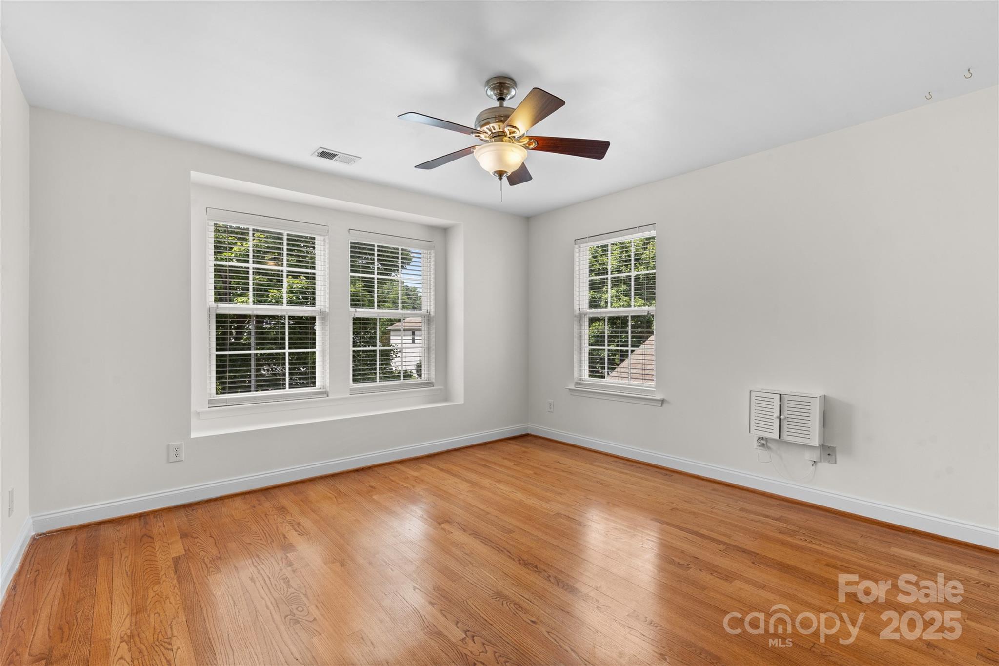 15115 Superior Street