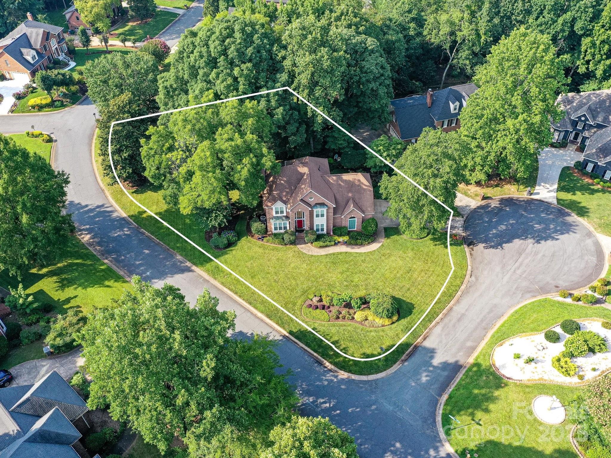 3401 Cresta Court