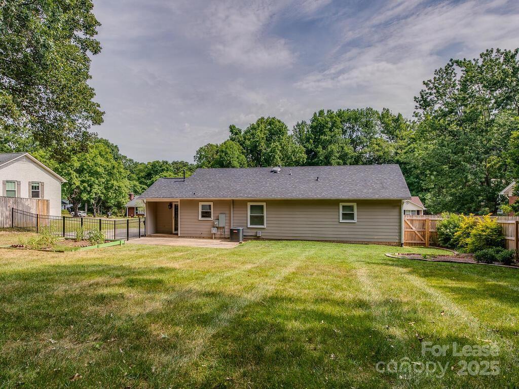 325 Clearbrook Road