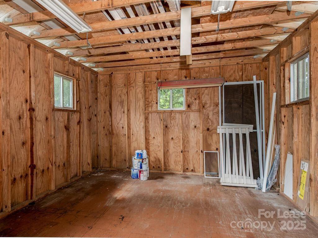325 Clearbrook Road