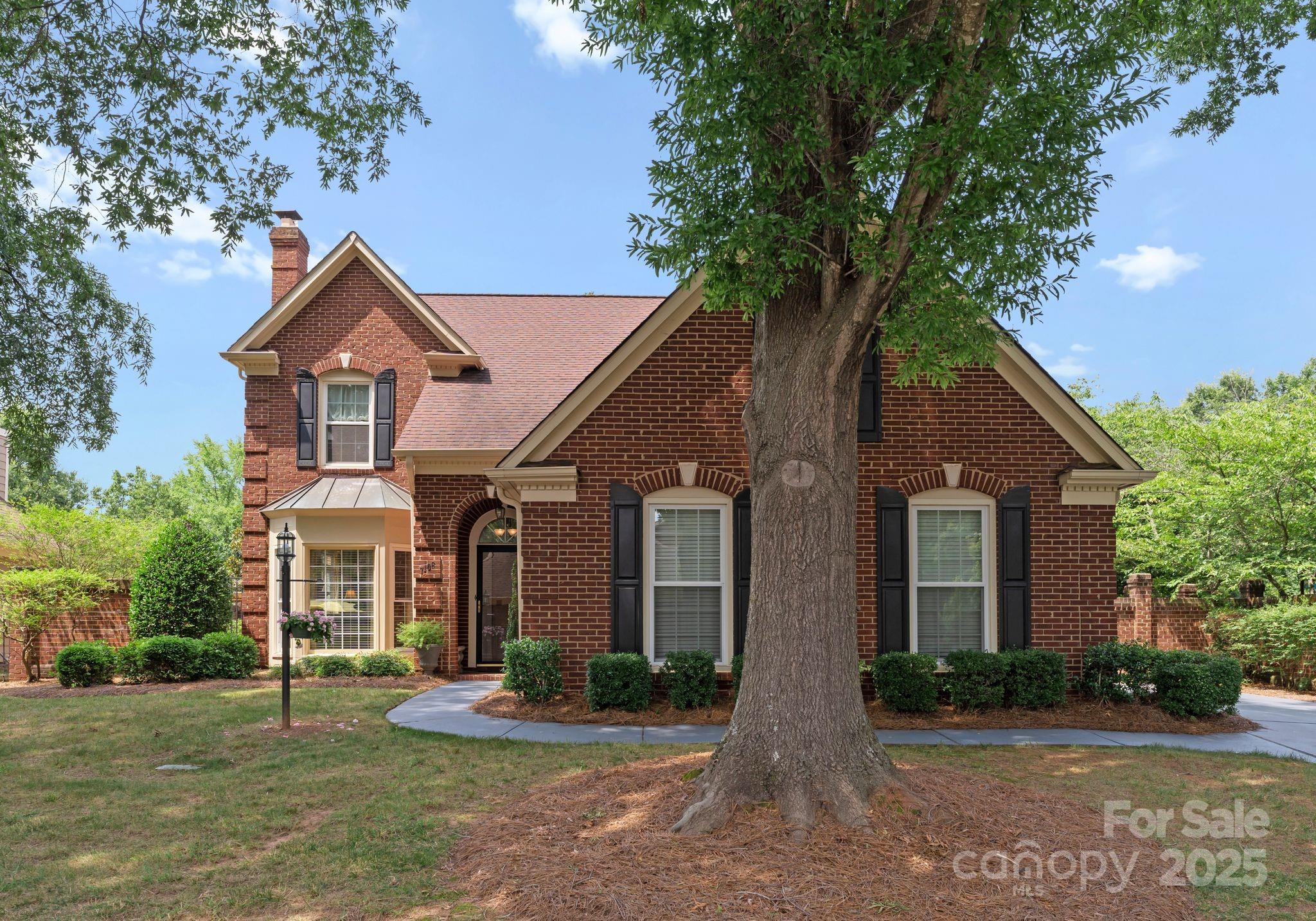 7106 Walton Heath Lane