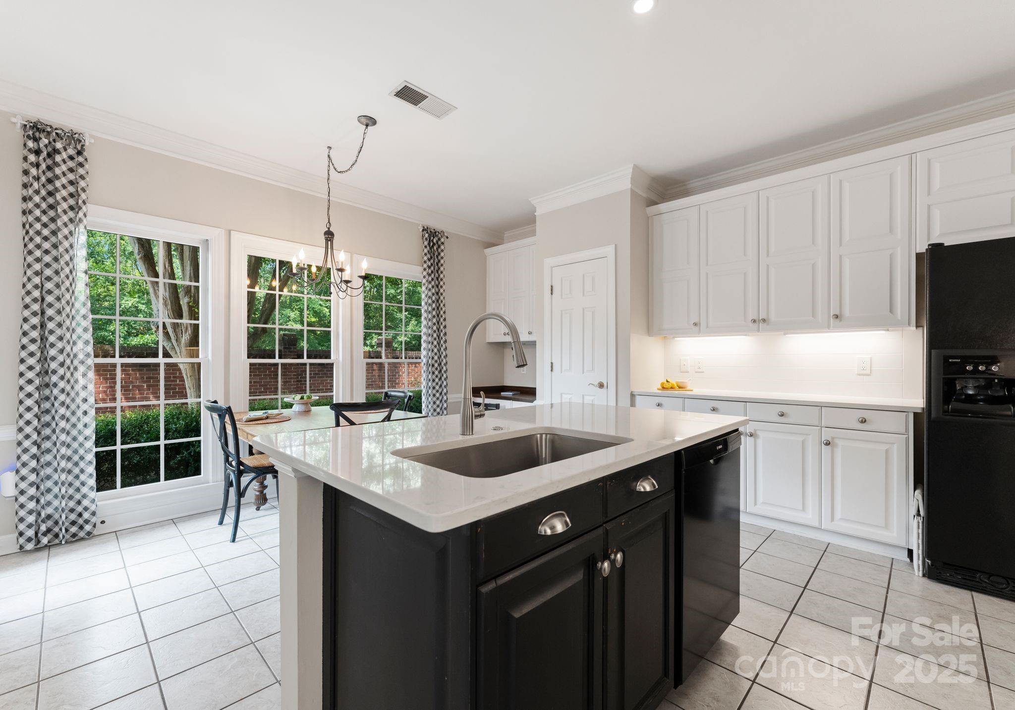 7106 Walton Heath Lane