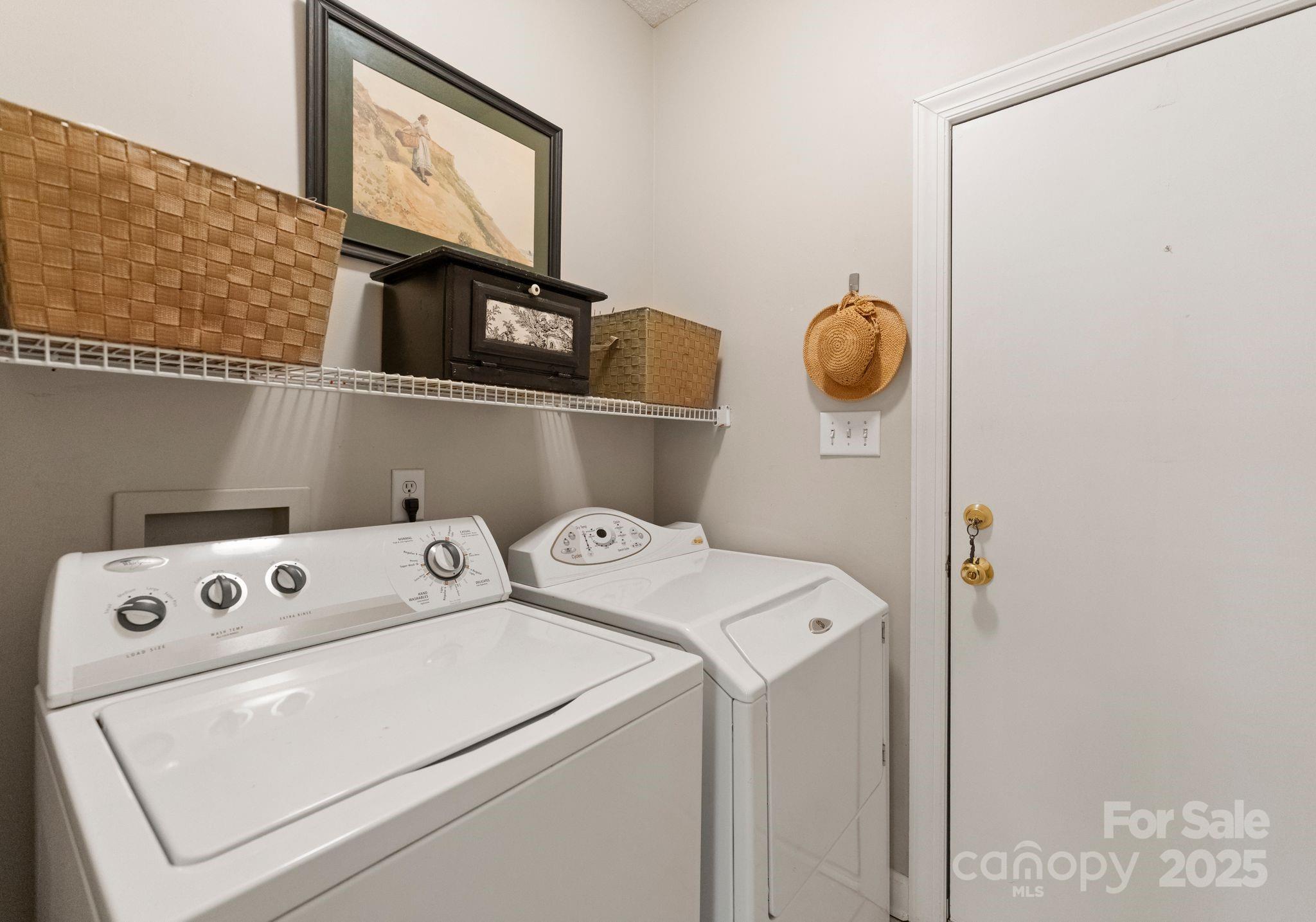 7106 Walton Heath Lane