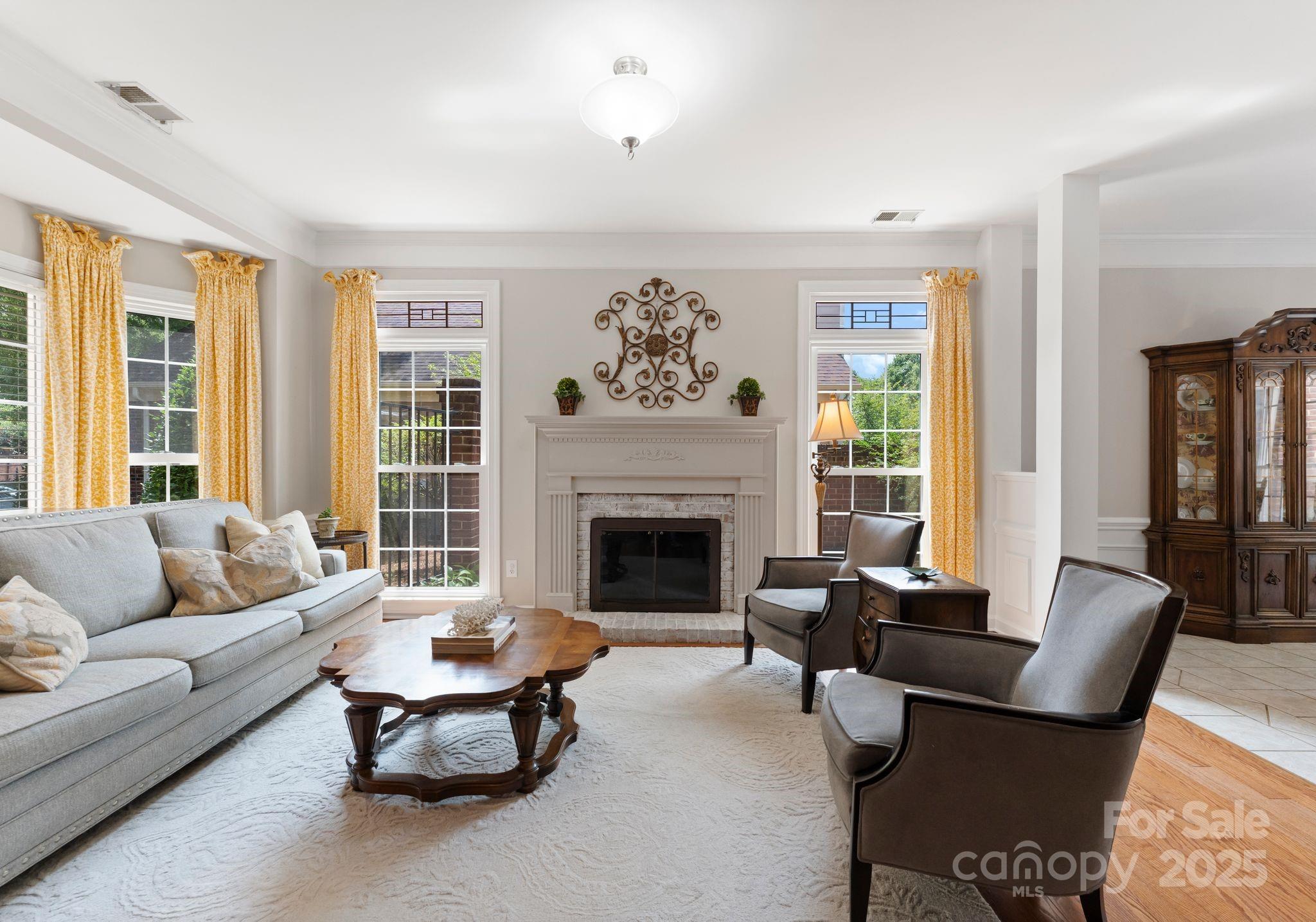 7106 Walton Heath Lane