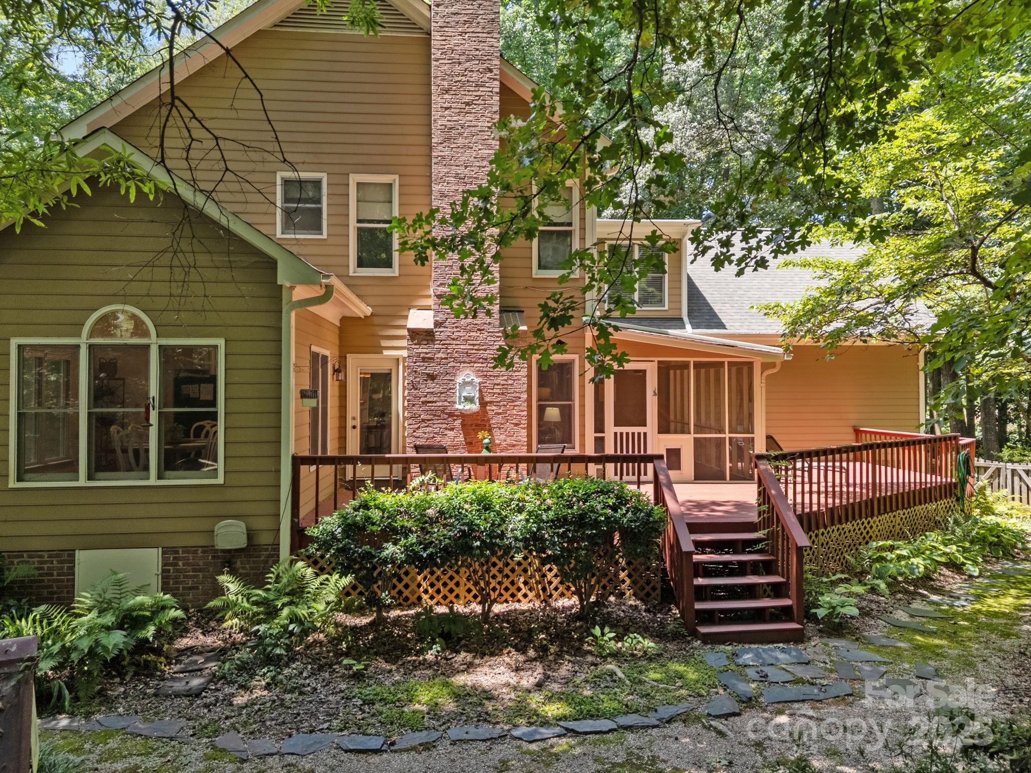 5134 Tracewood Court