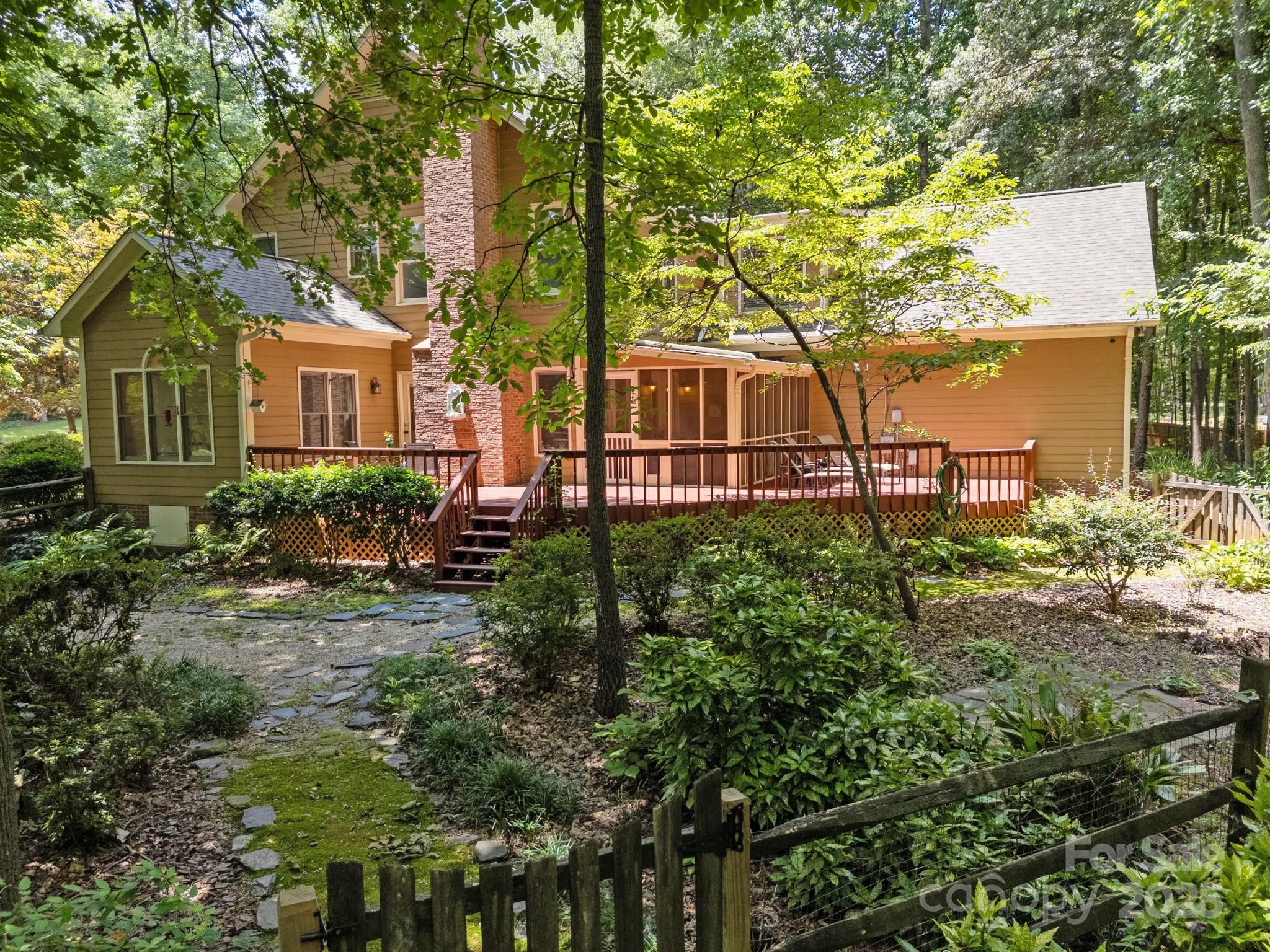 5134 Tracewood Court