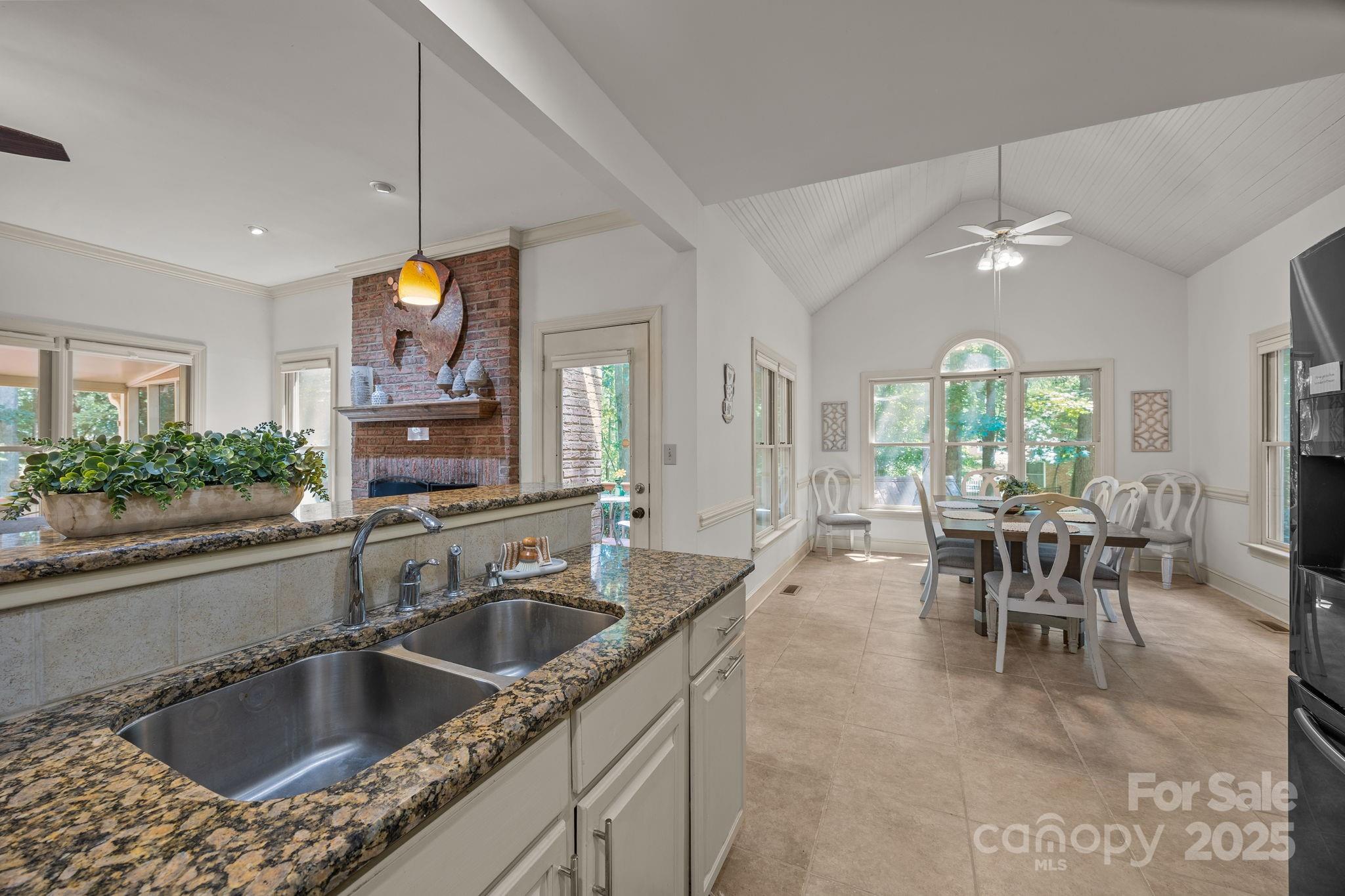 5134 Tracewood Court