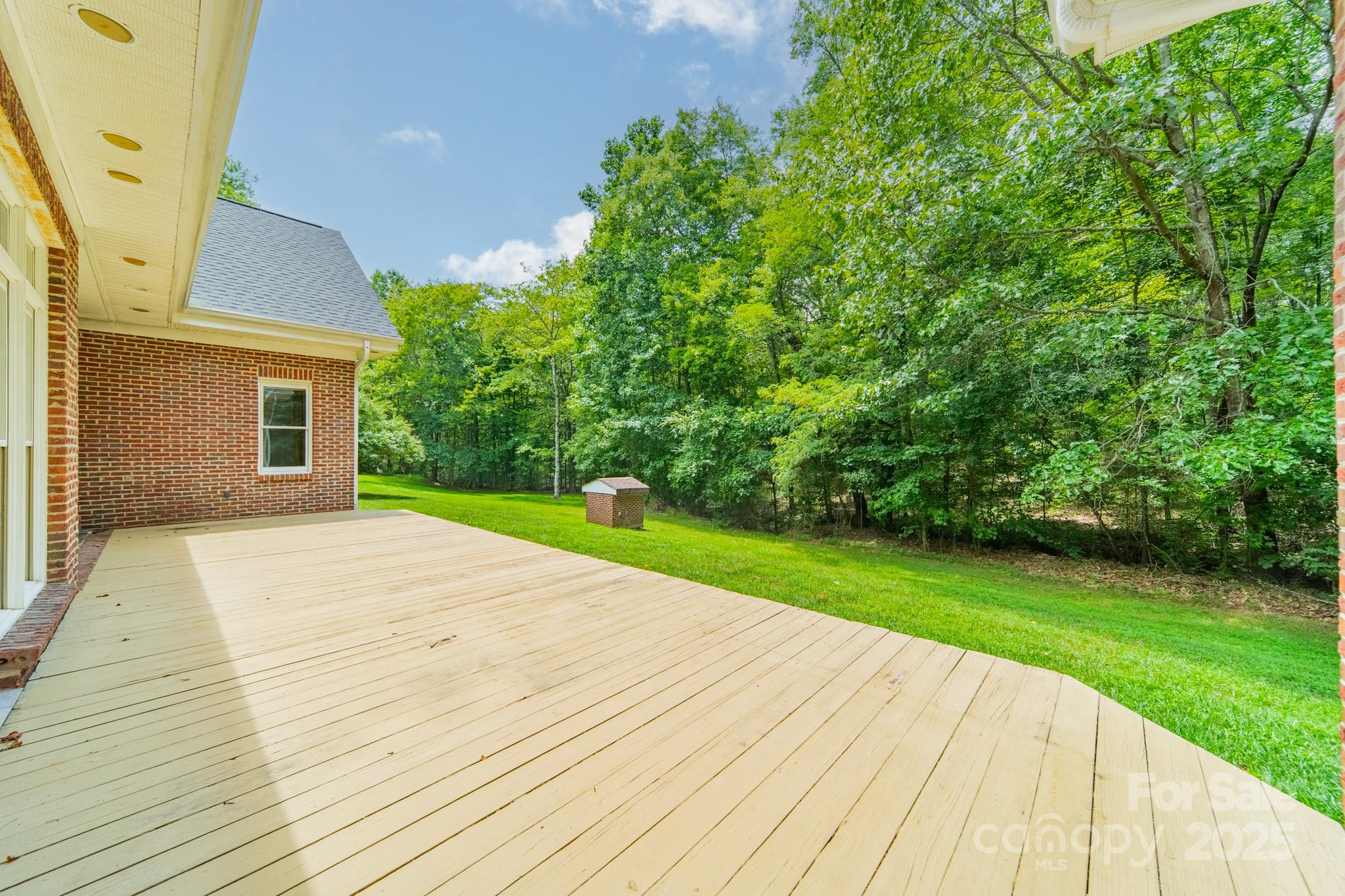 253 Highway 161 N