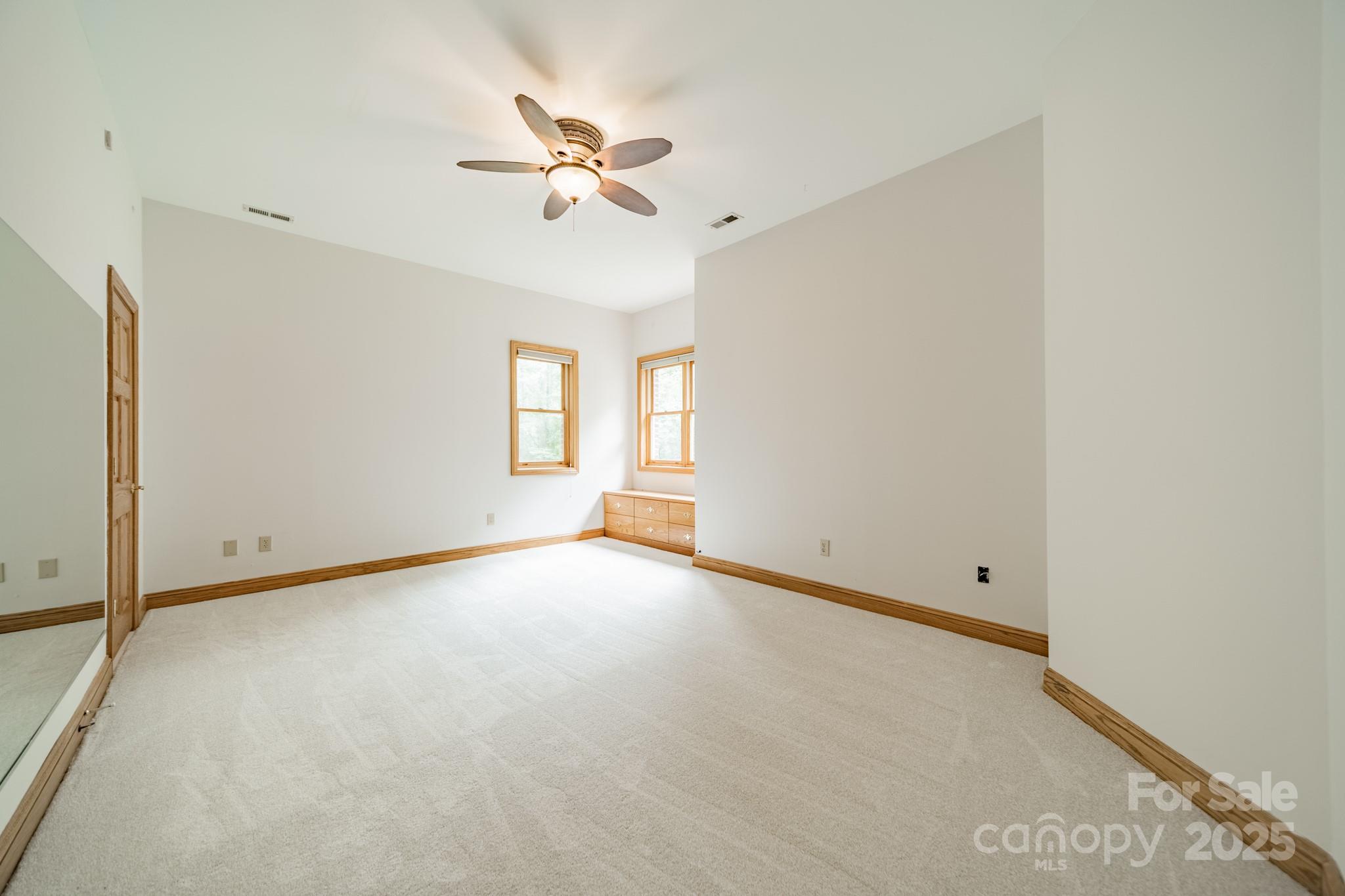 253 Highway 161 N