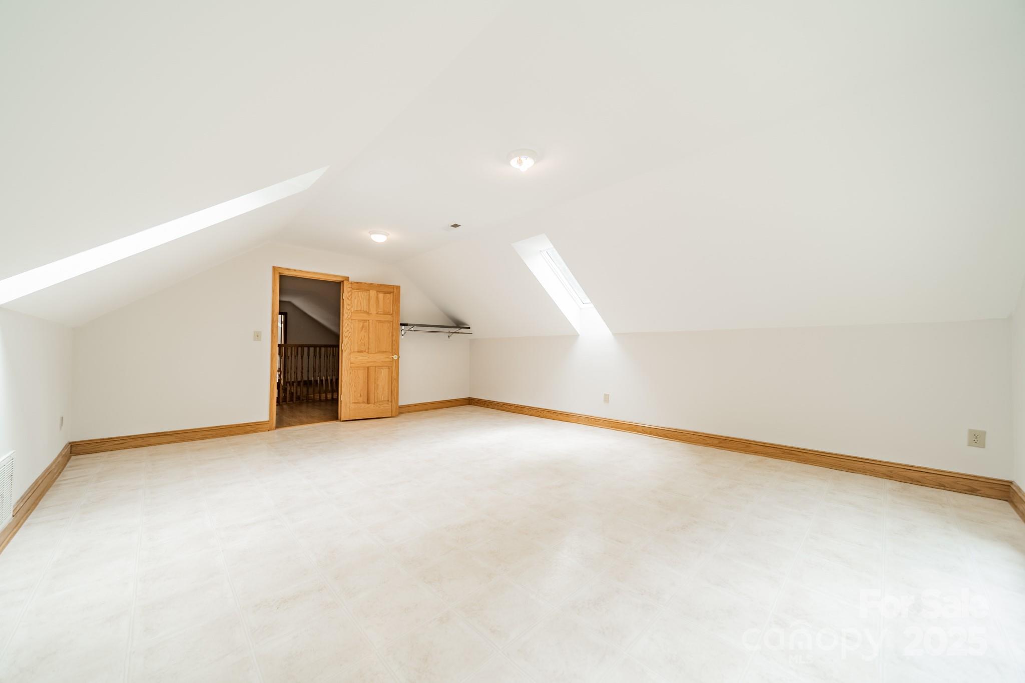 253 Highway 161 N
