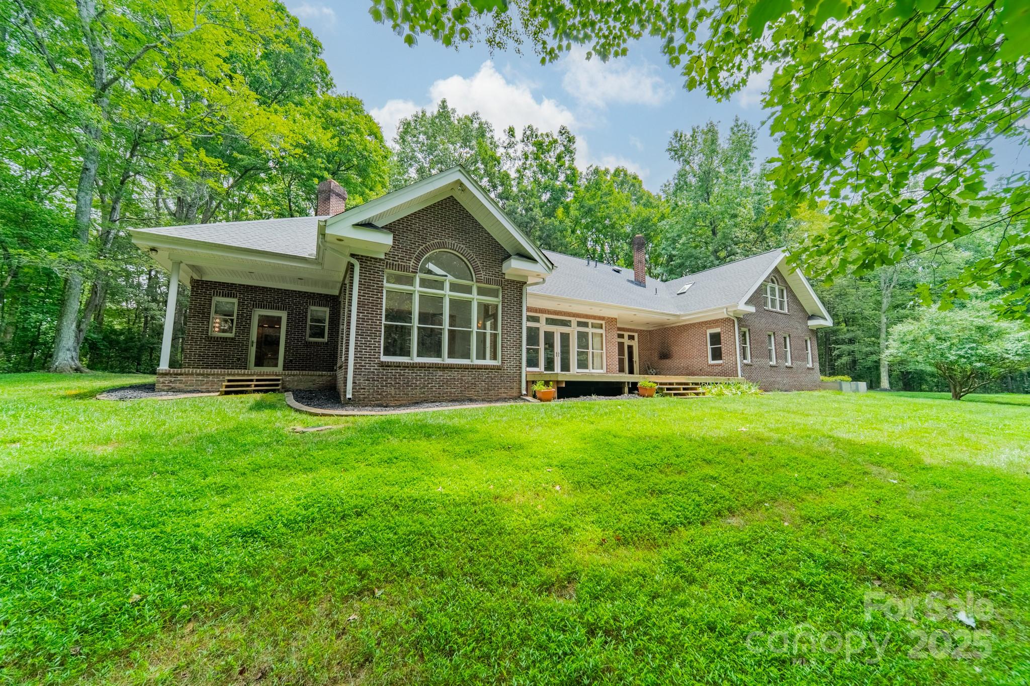 253 Highway 161 N