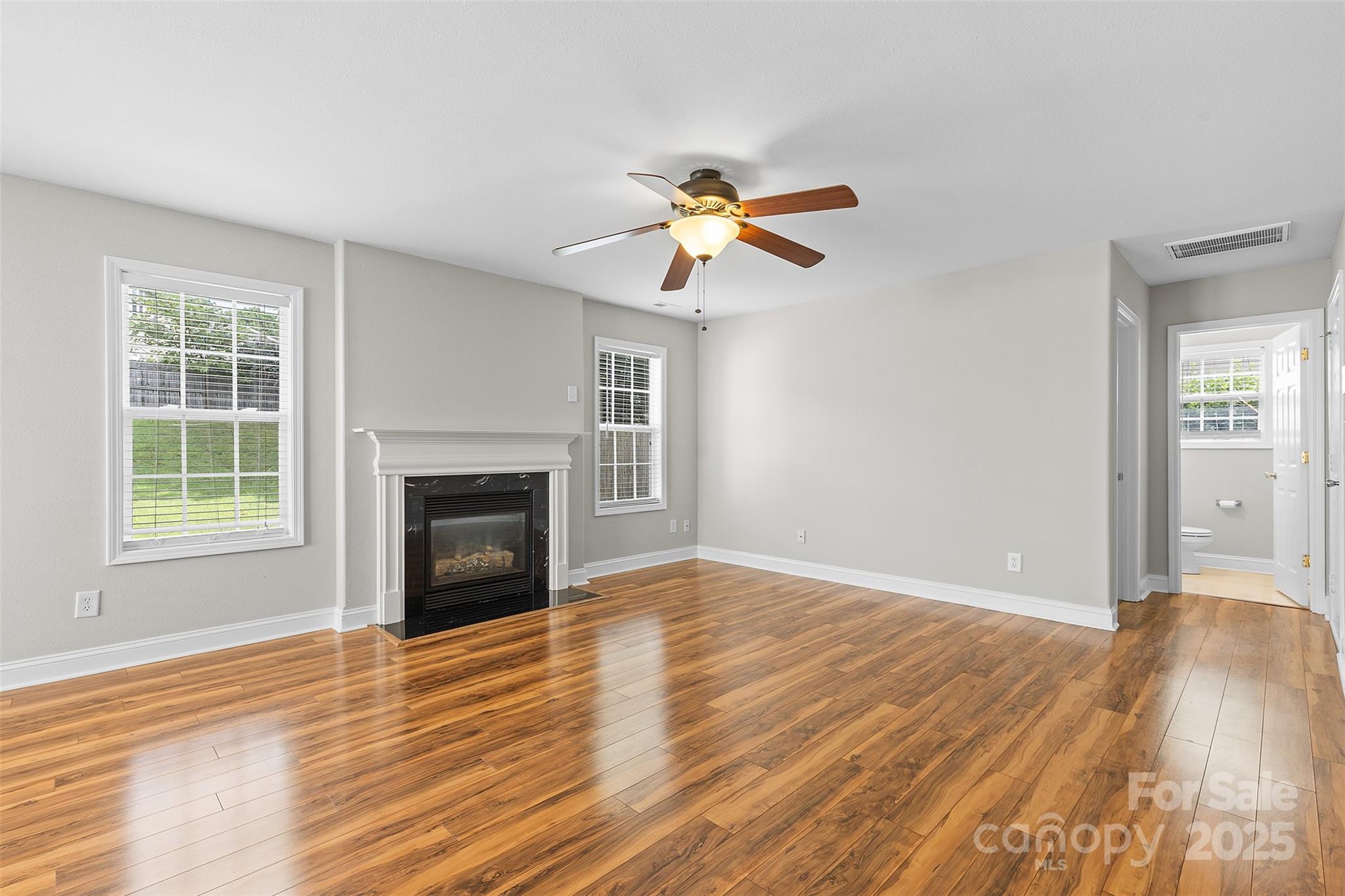 9752 Waltham Court