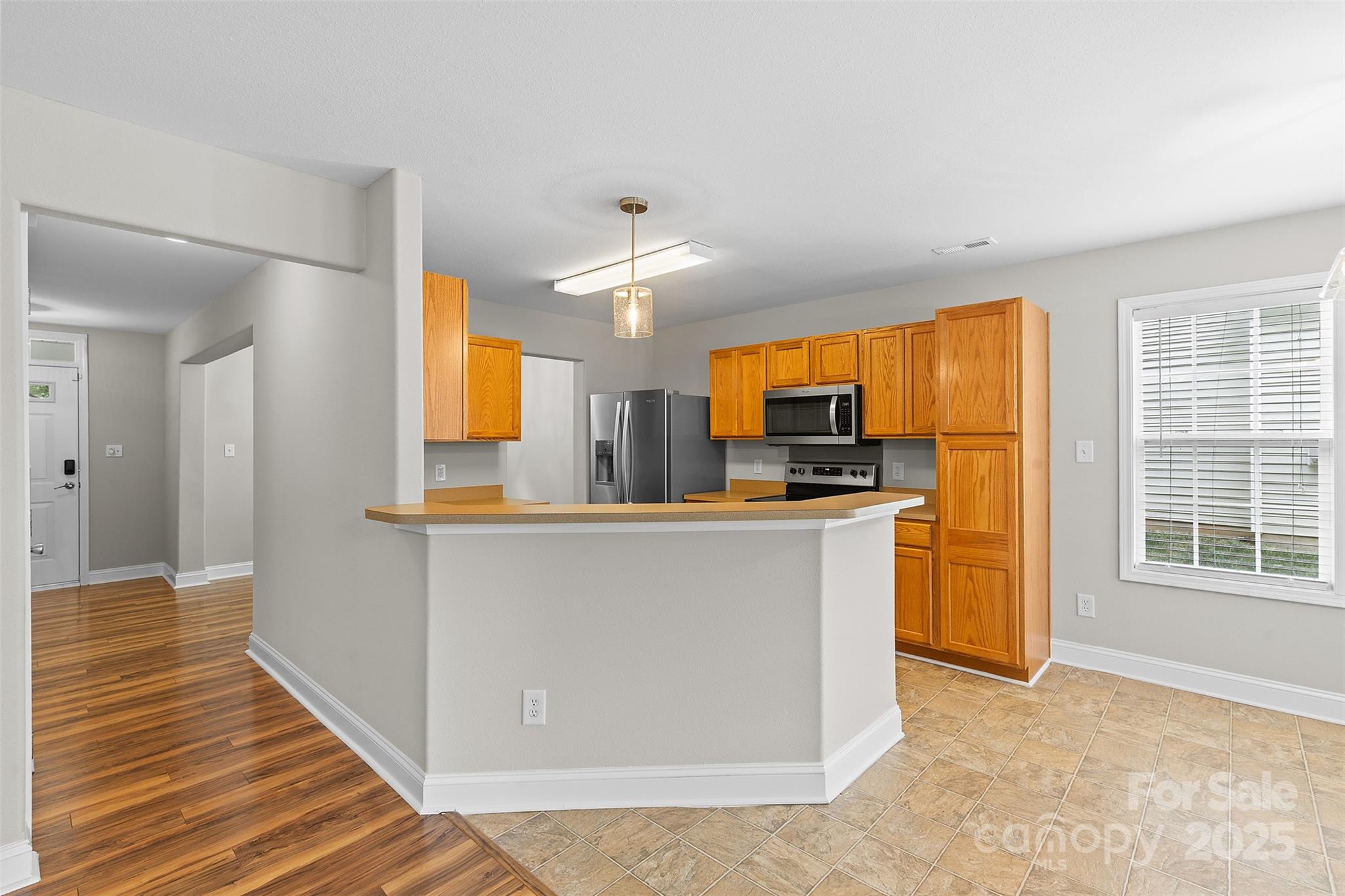 9752 Waltham Court