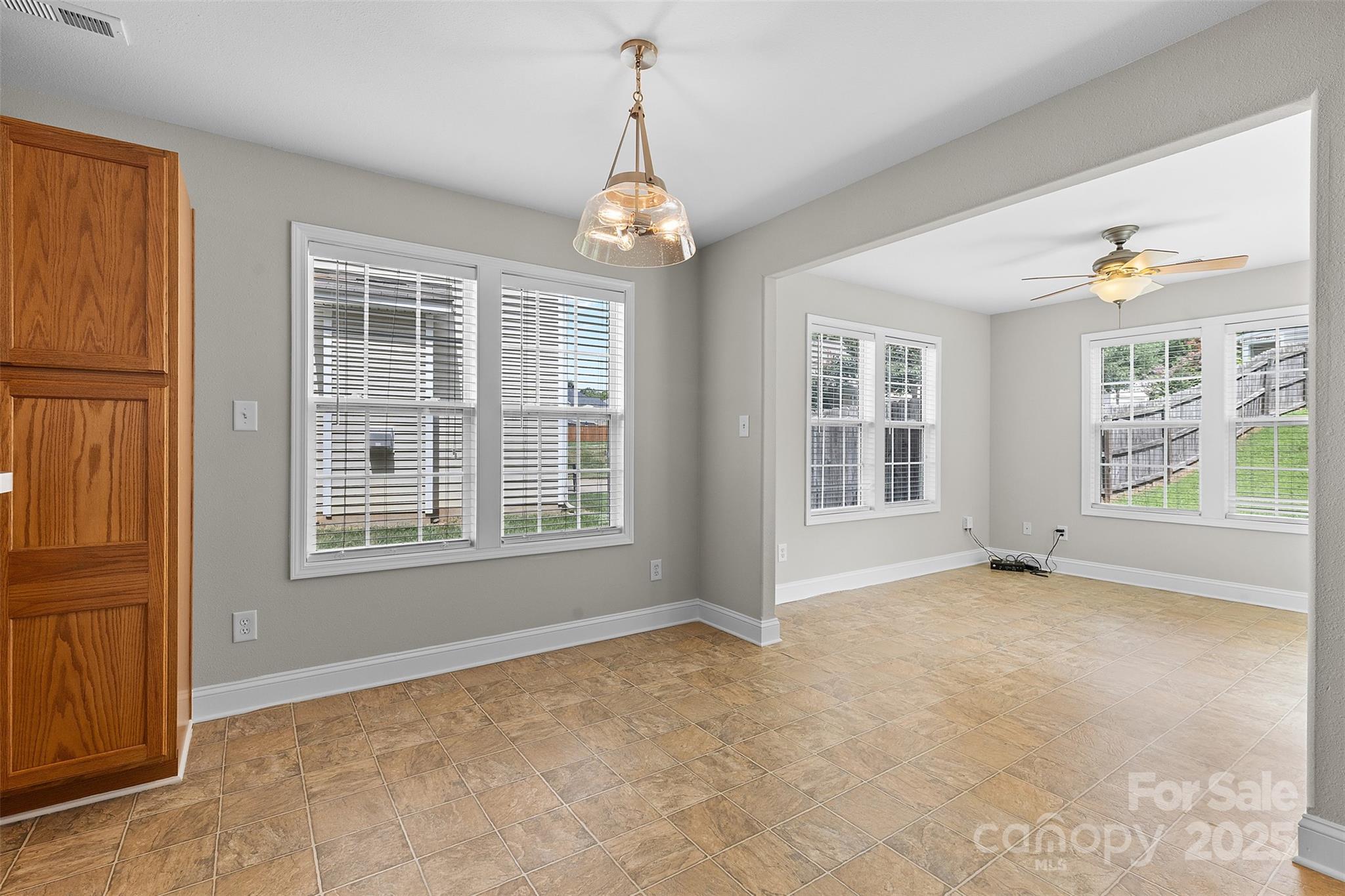 9752 Waltham Court