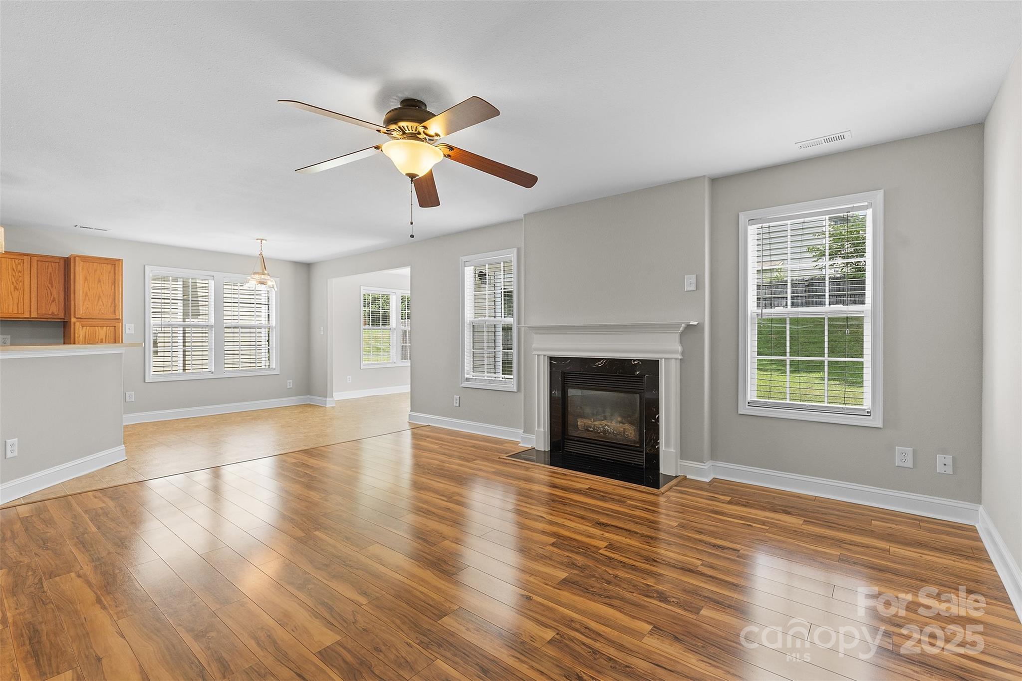 9752 Waltham Court