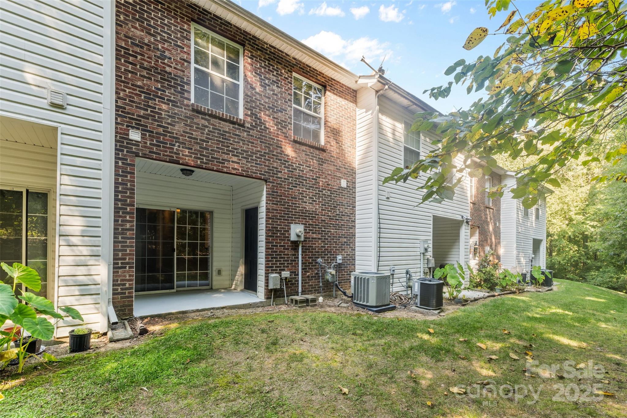 2476 Ryerson Court
