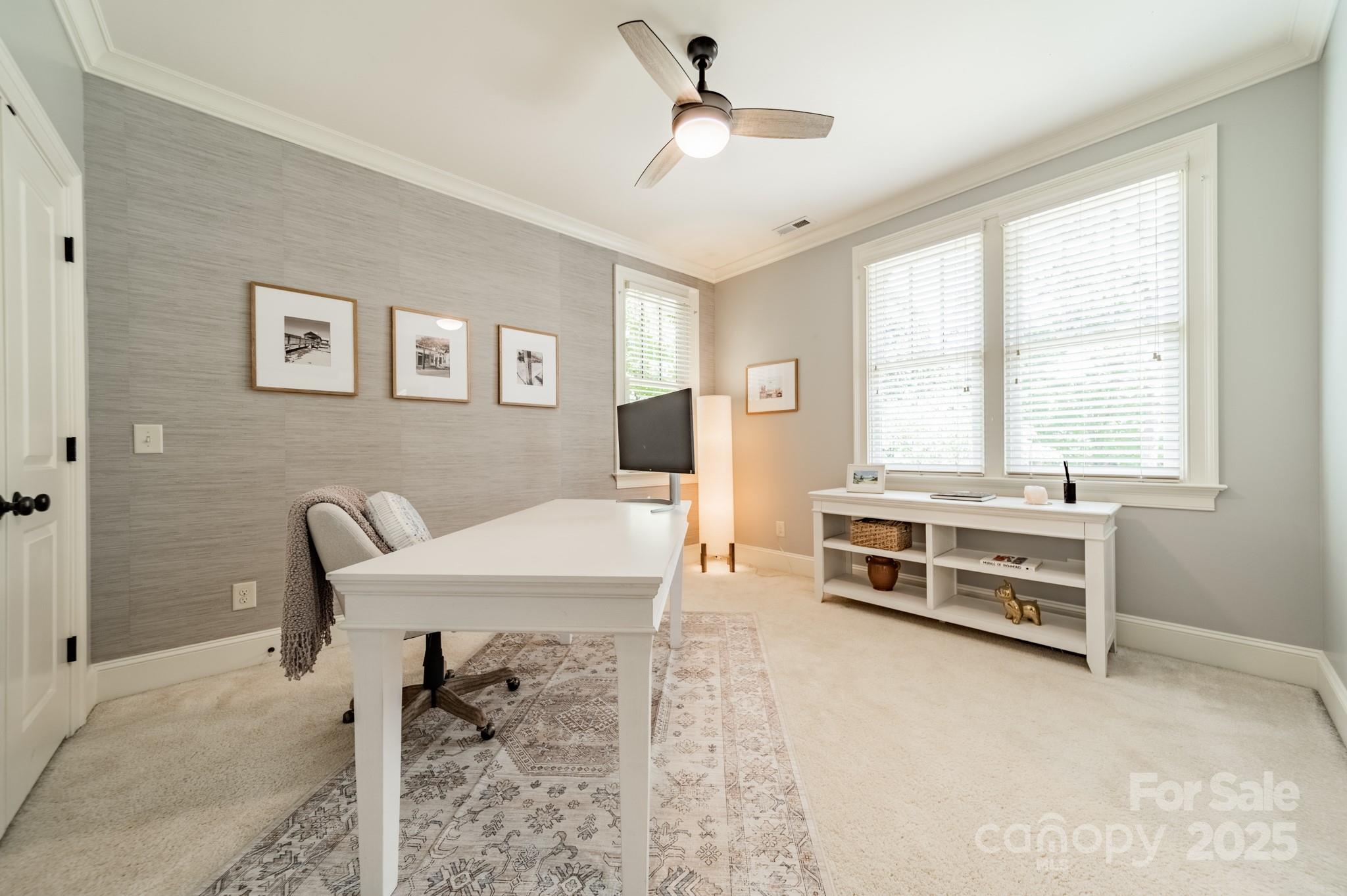 301 N Canterbury Road