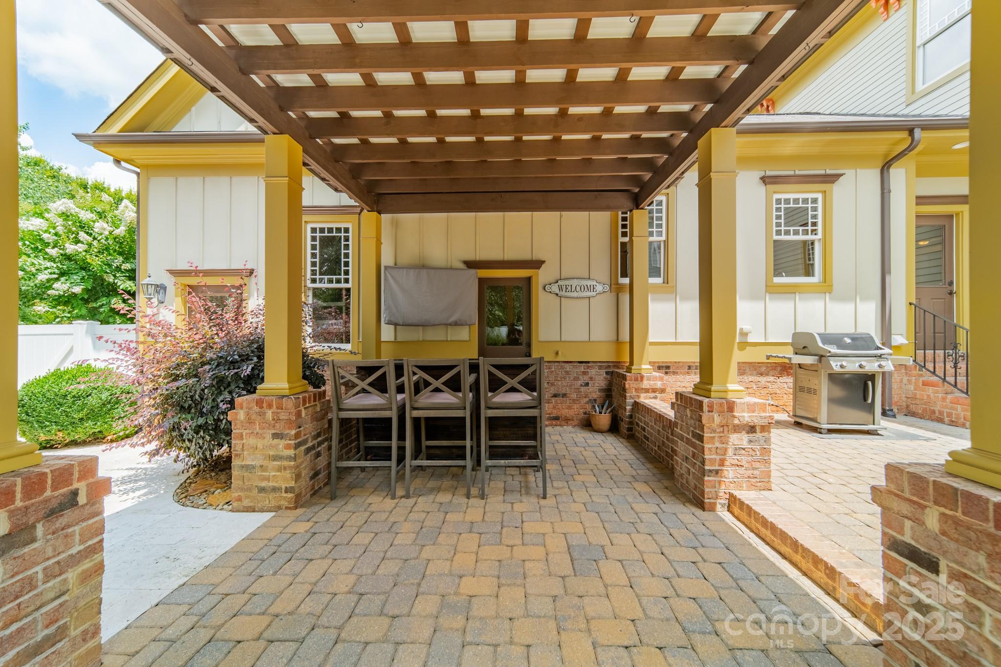 406 Bullfinch Bend