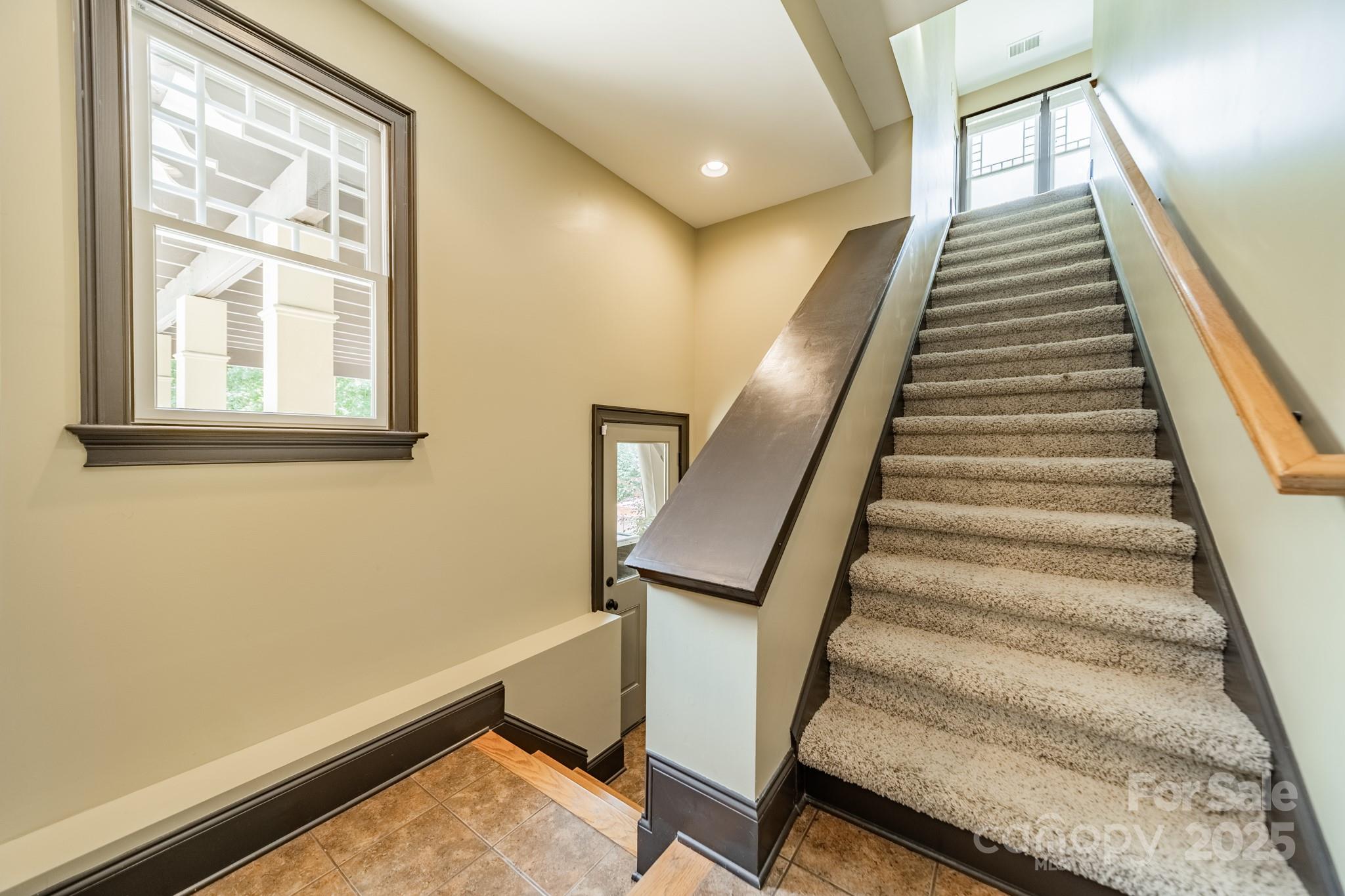406 Bullfinch Bend