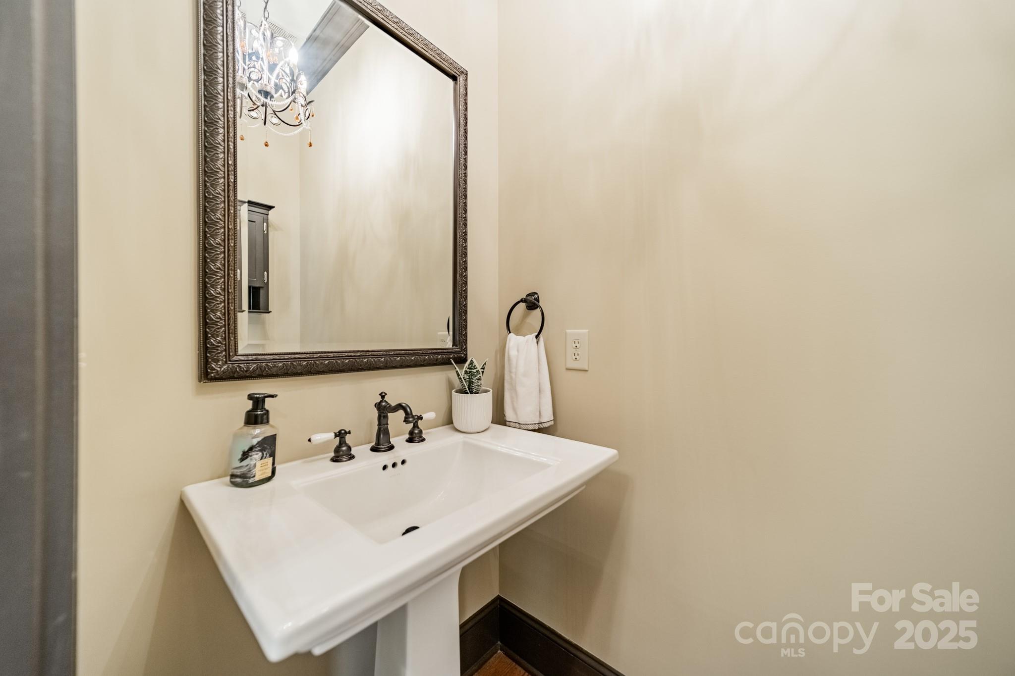 406 Bullfinch Bend