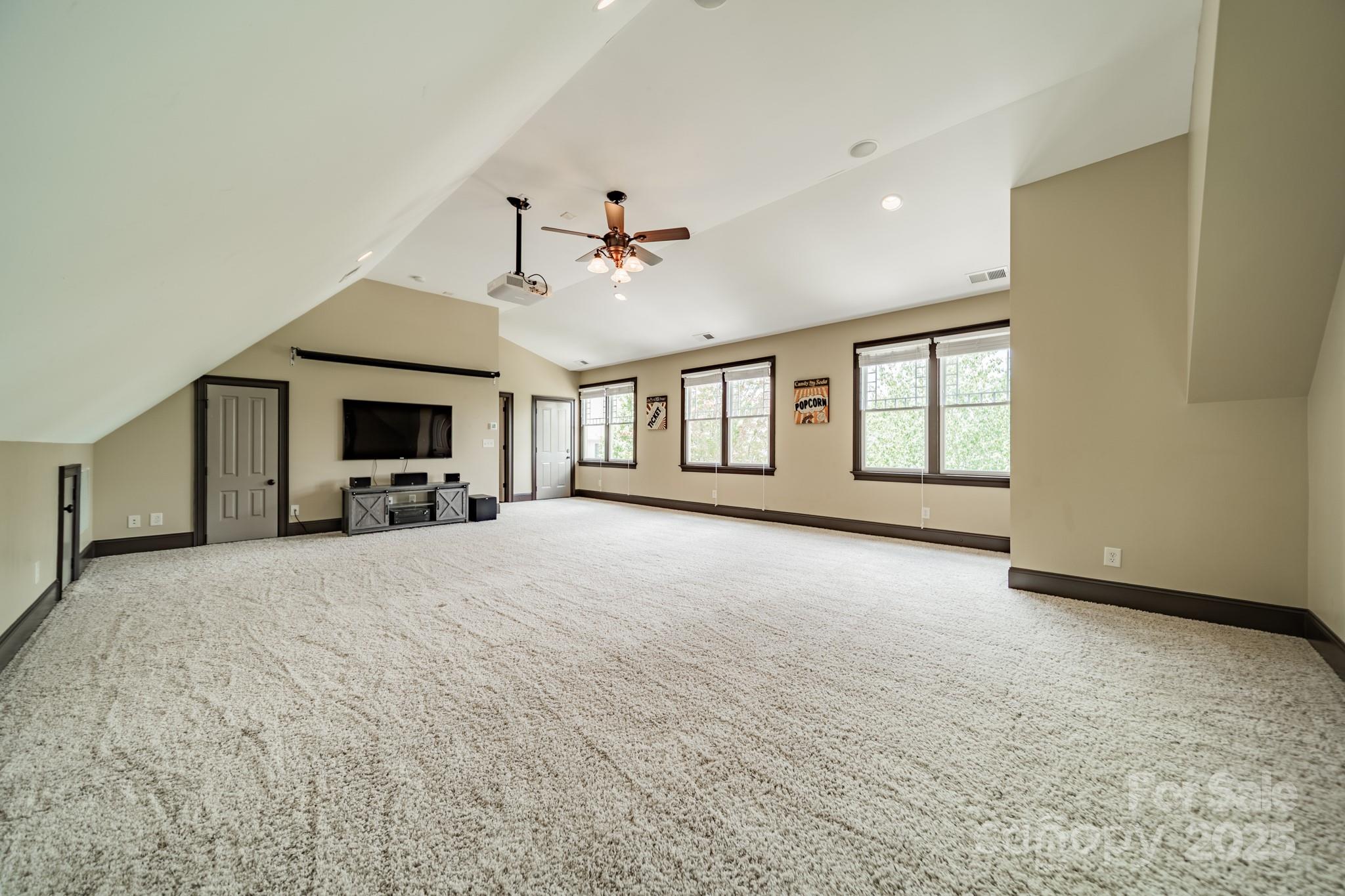 406 Bullfinch Bend