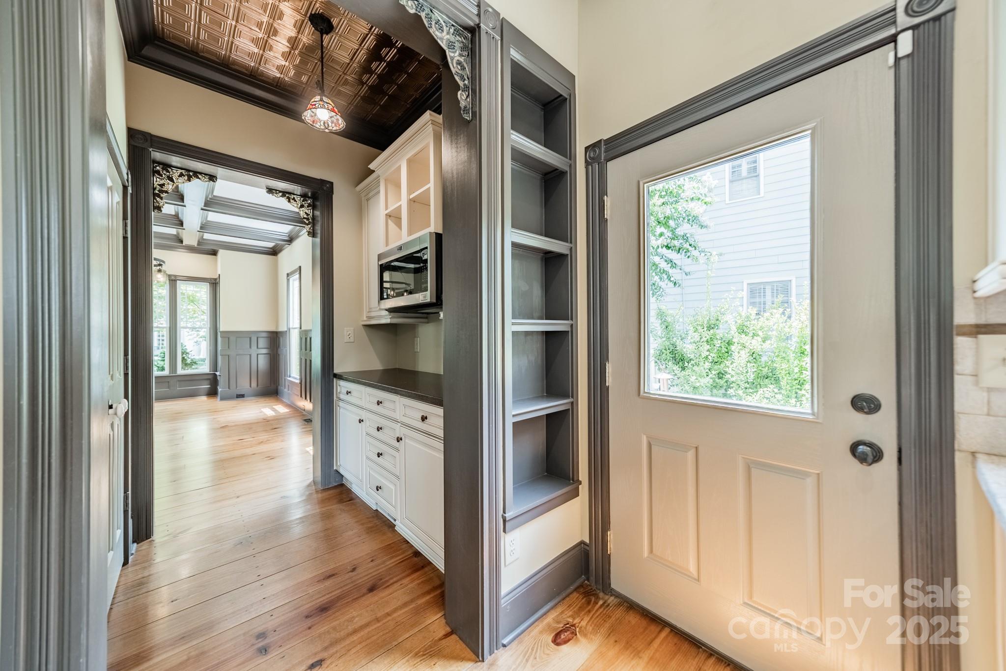 406 Bullfinch Bend