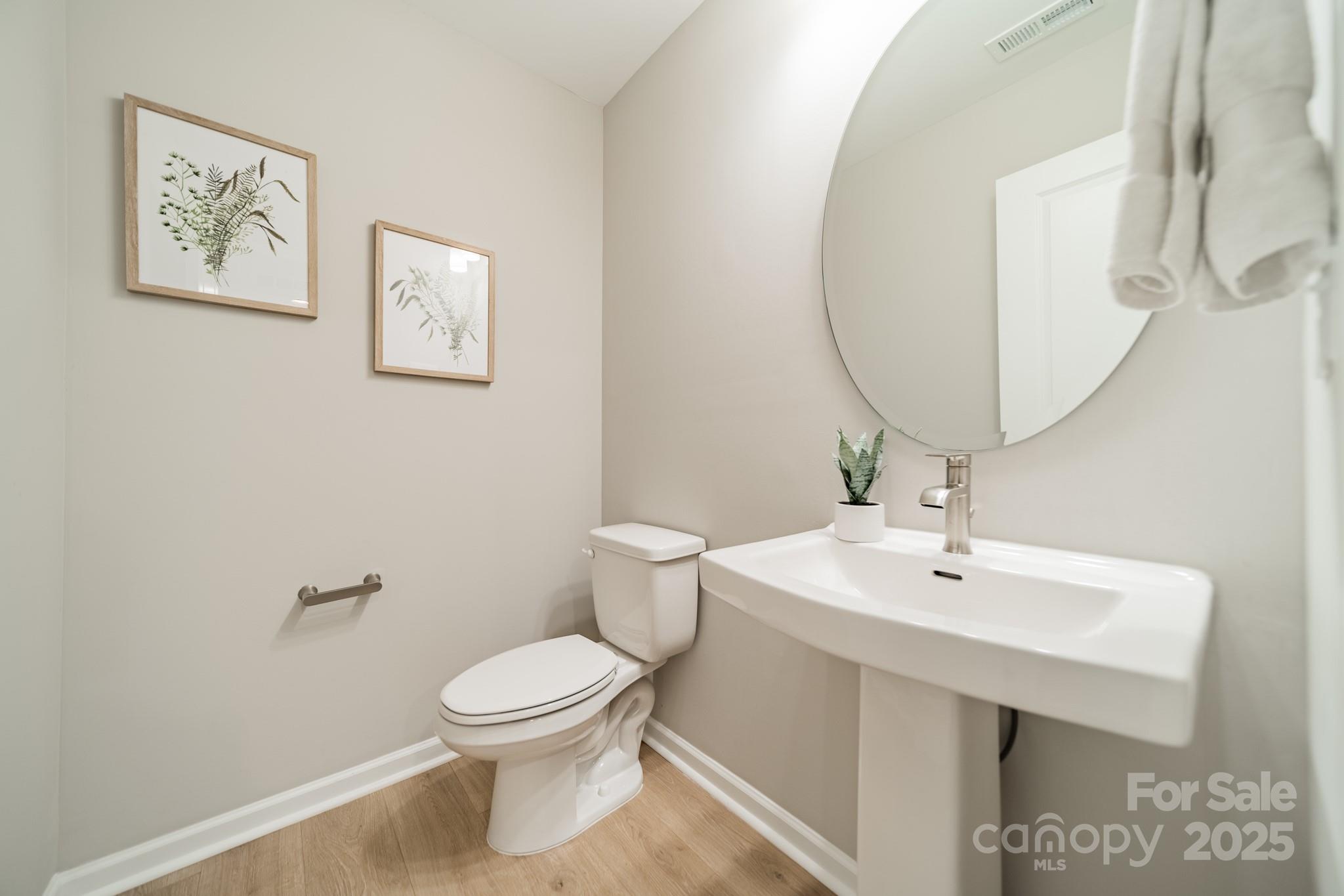 5013 Nestling Spring Street