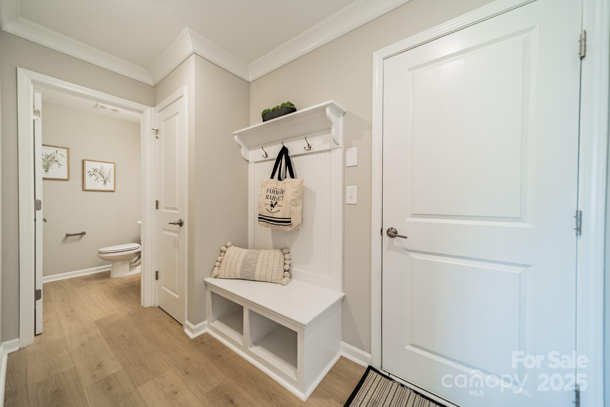 5013 Nestling Spring Street