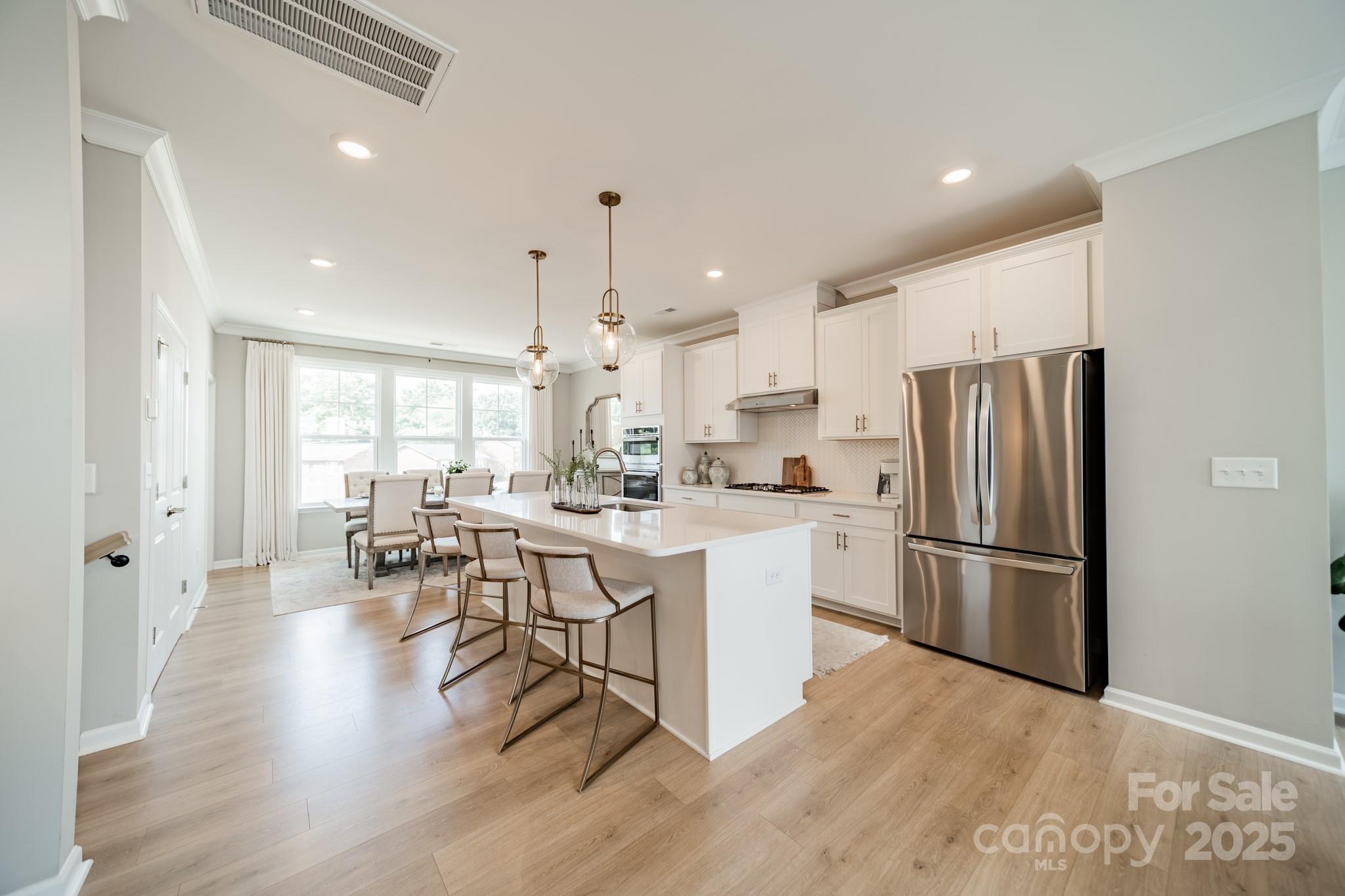 5013 Nestling Spring Street