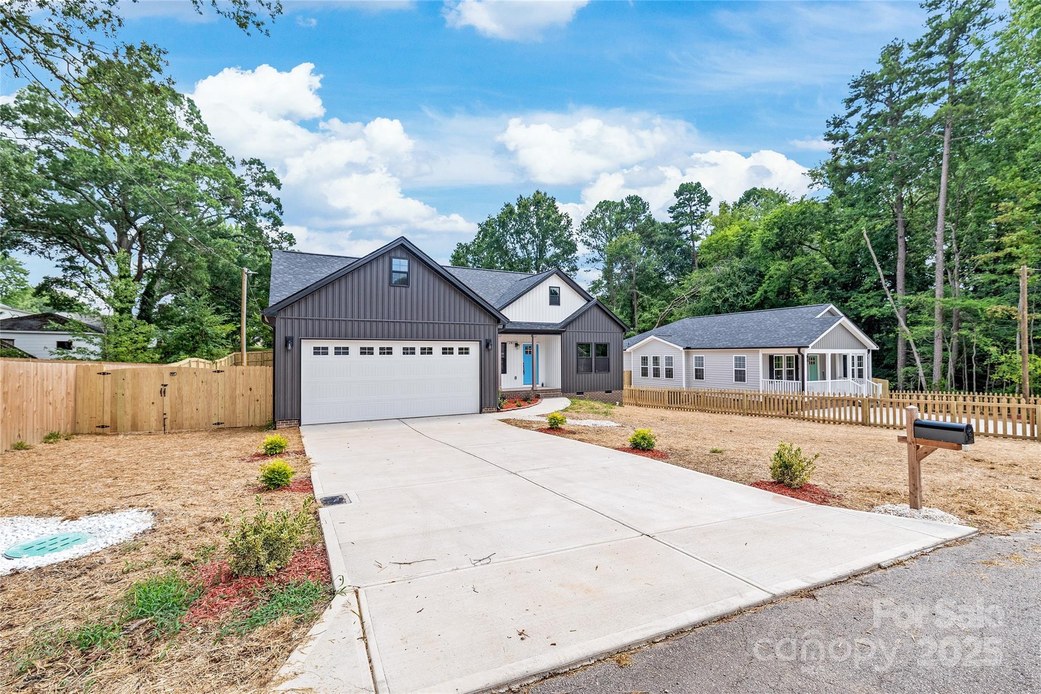 19 Lakewood Court NW