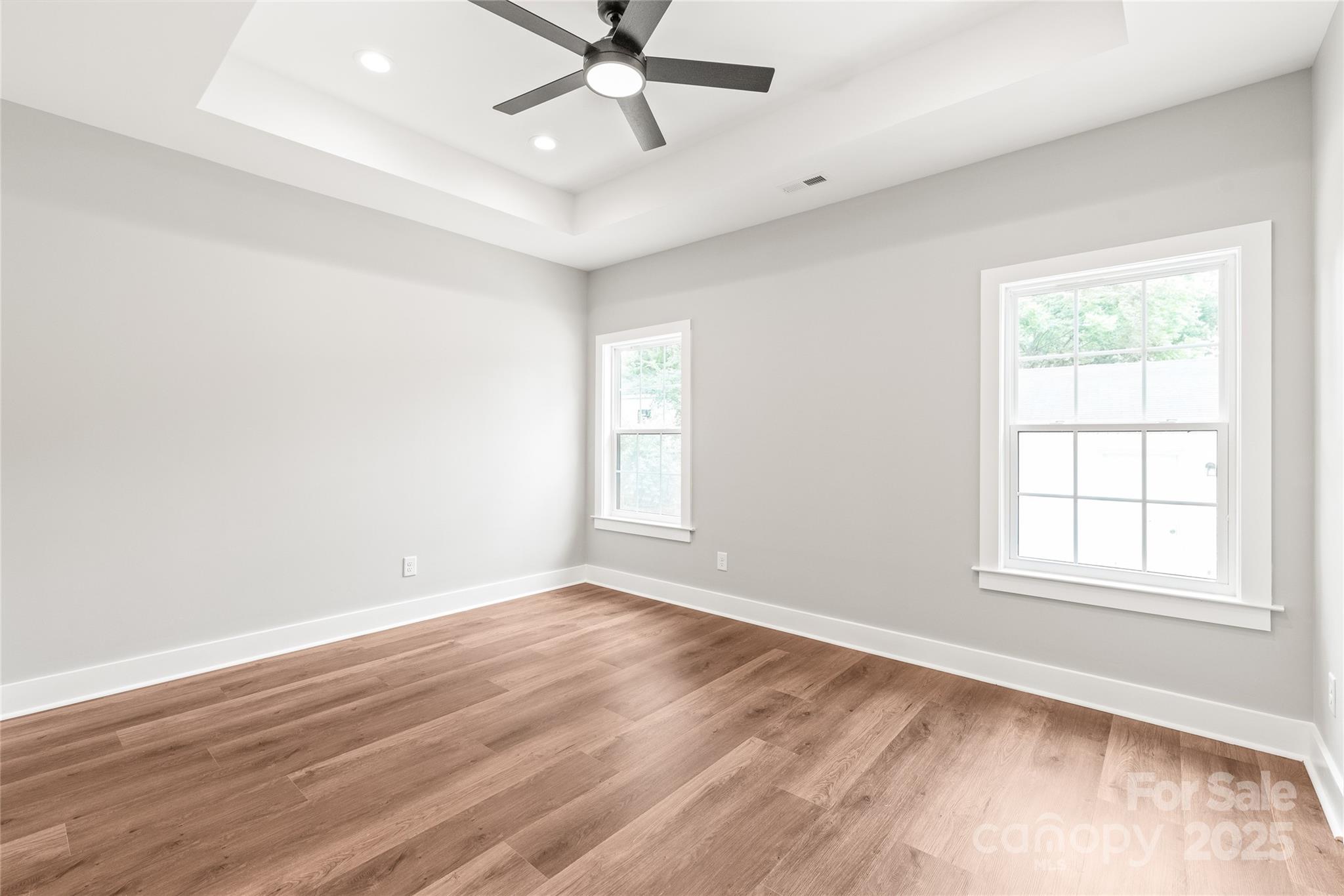 19 Lakewood Court NW