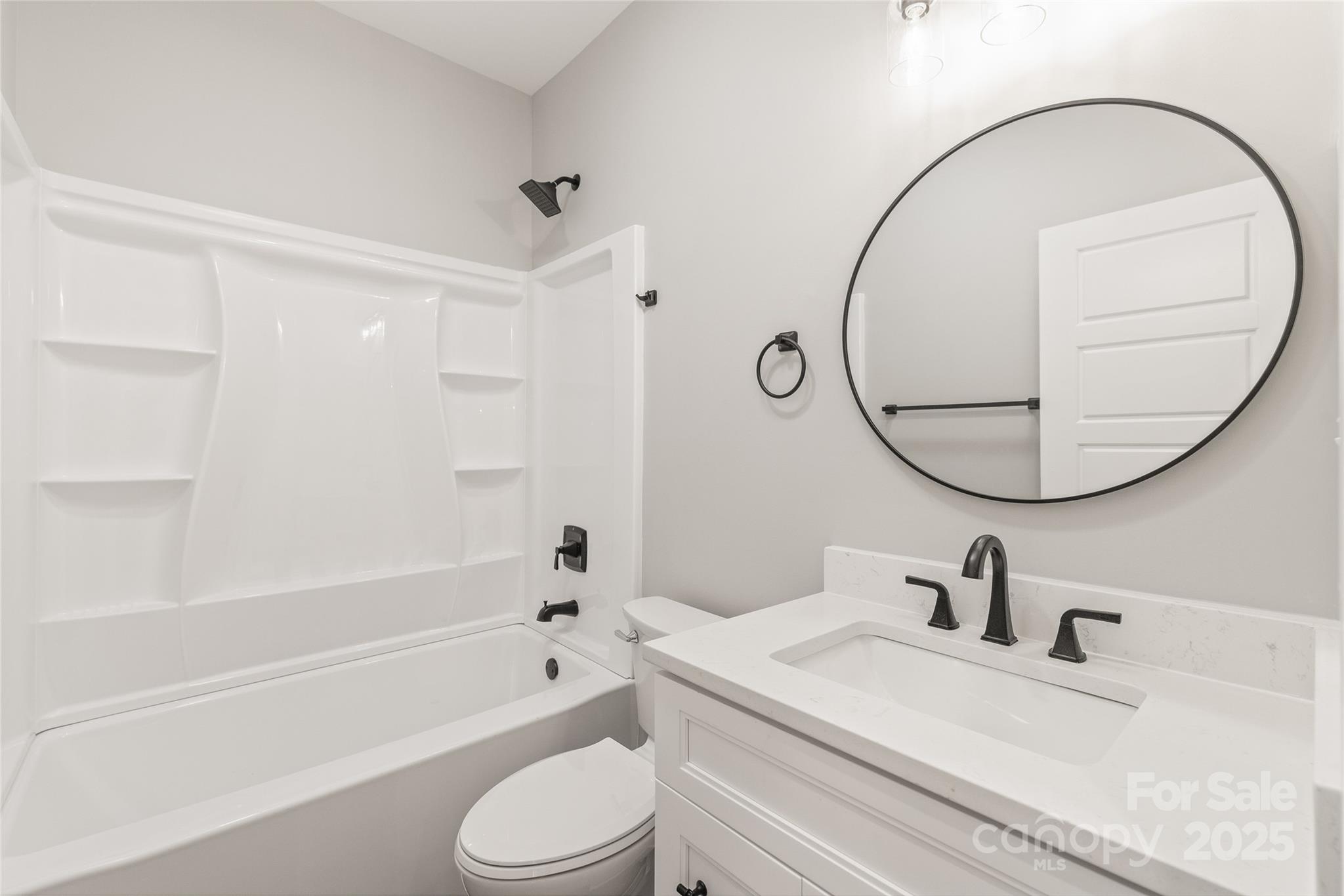 19 Lakewood Court NW