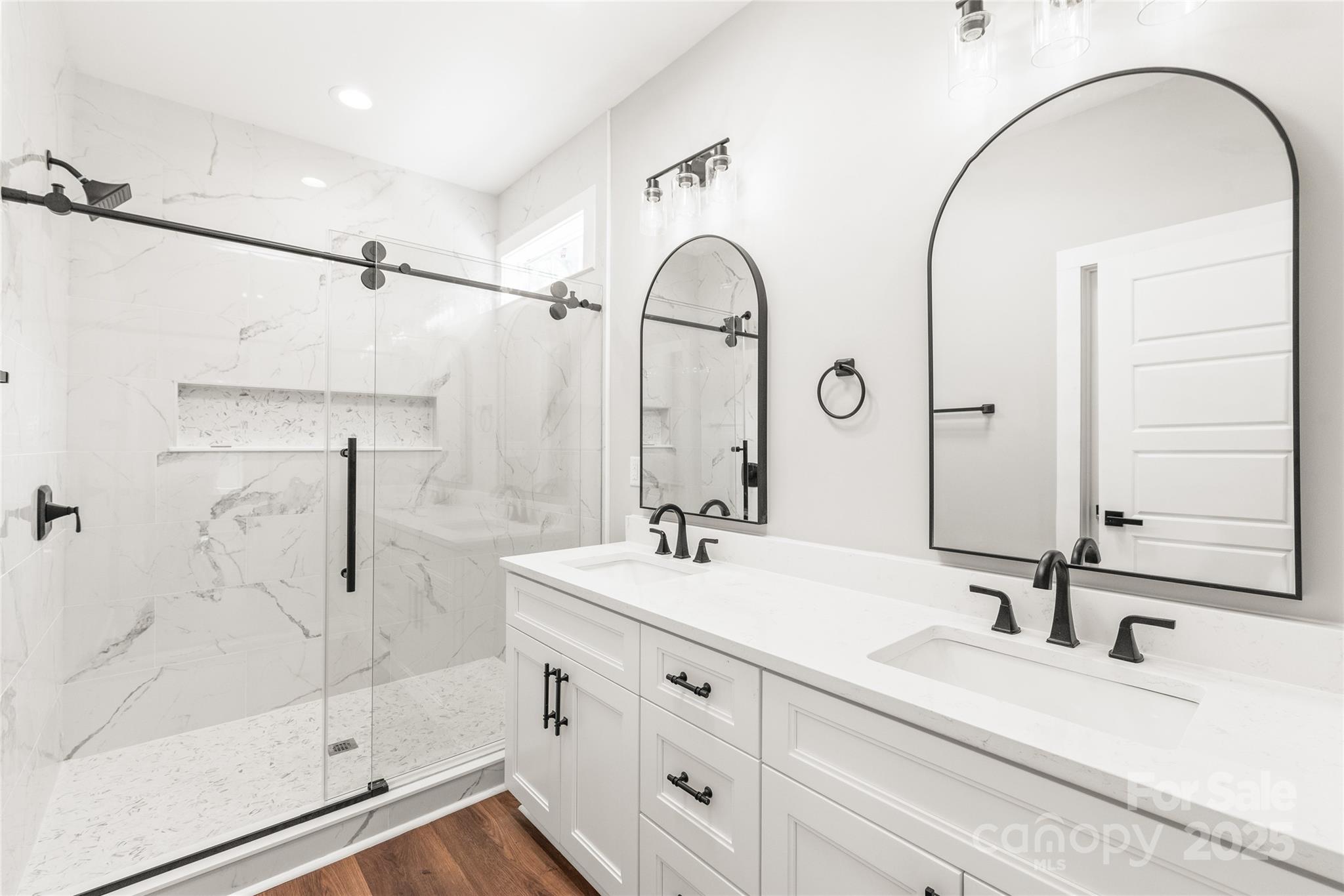 19 Lakewood Court NW