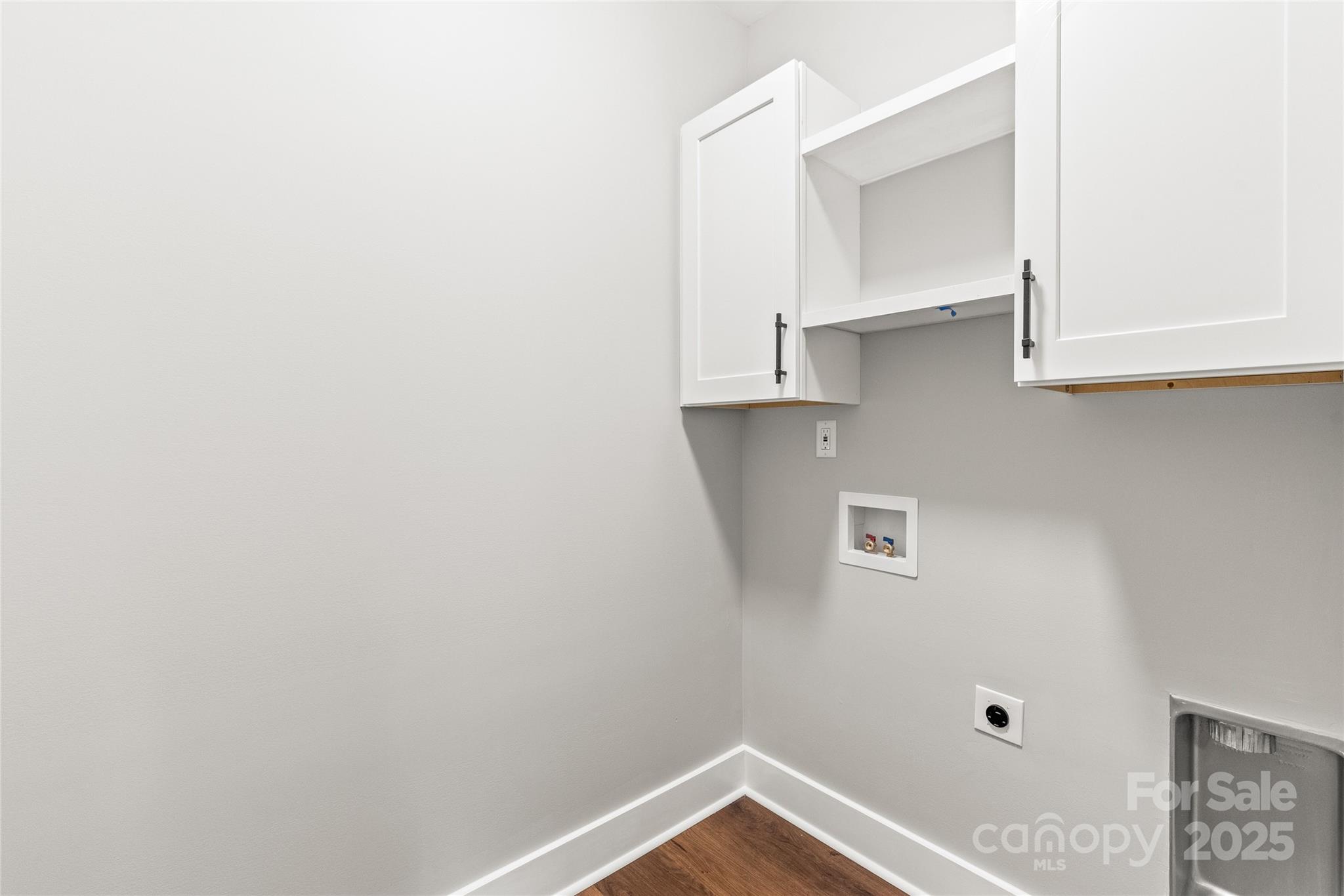 19 Lakewood Court NW