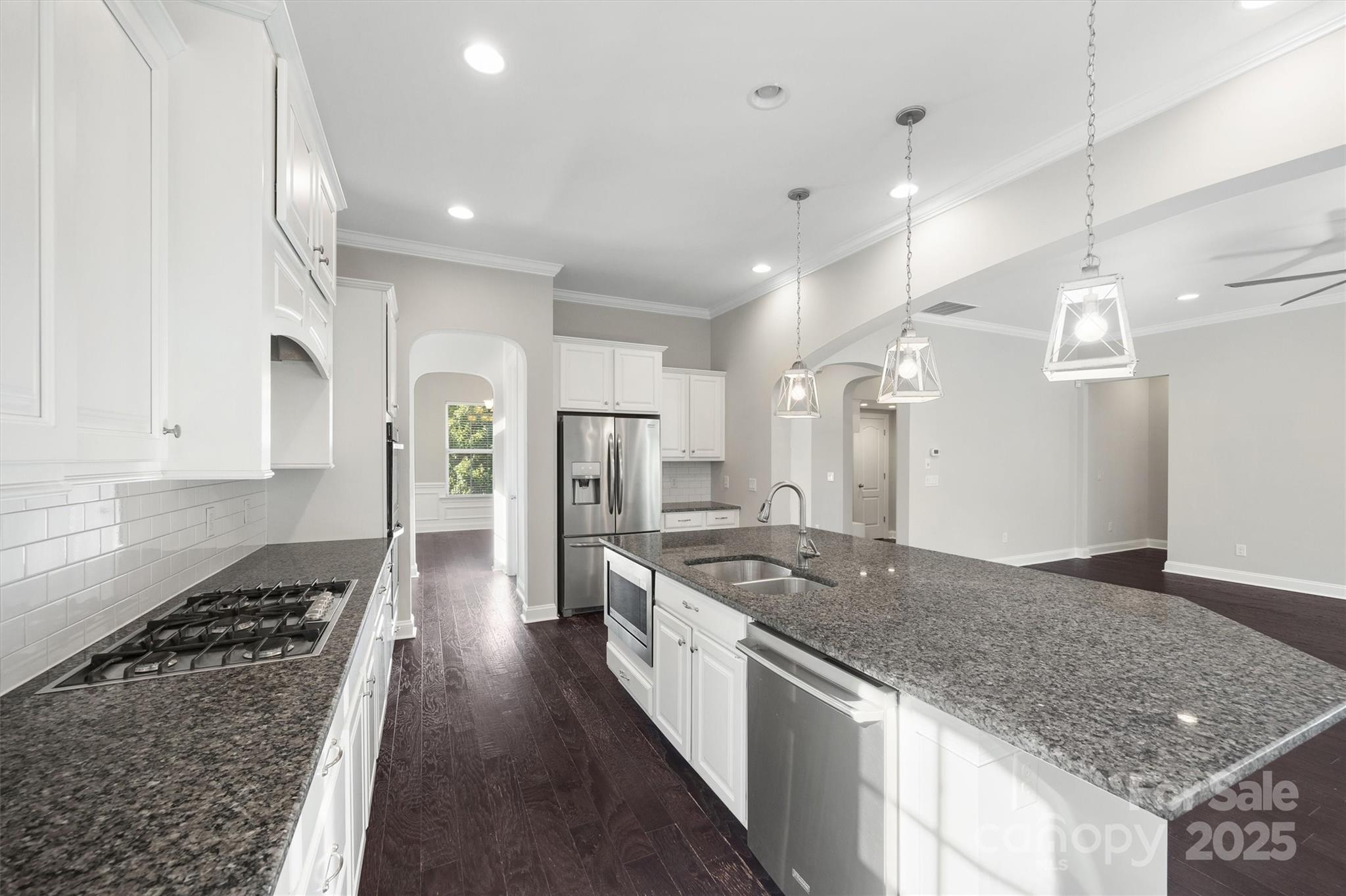 273 Monteray Oaks Circle