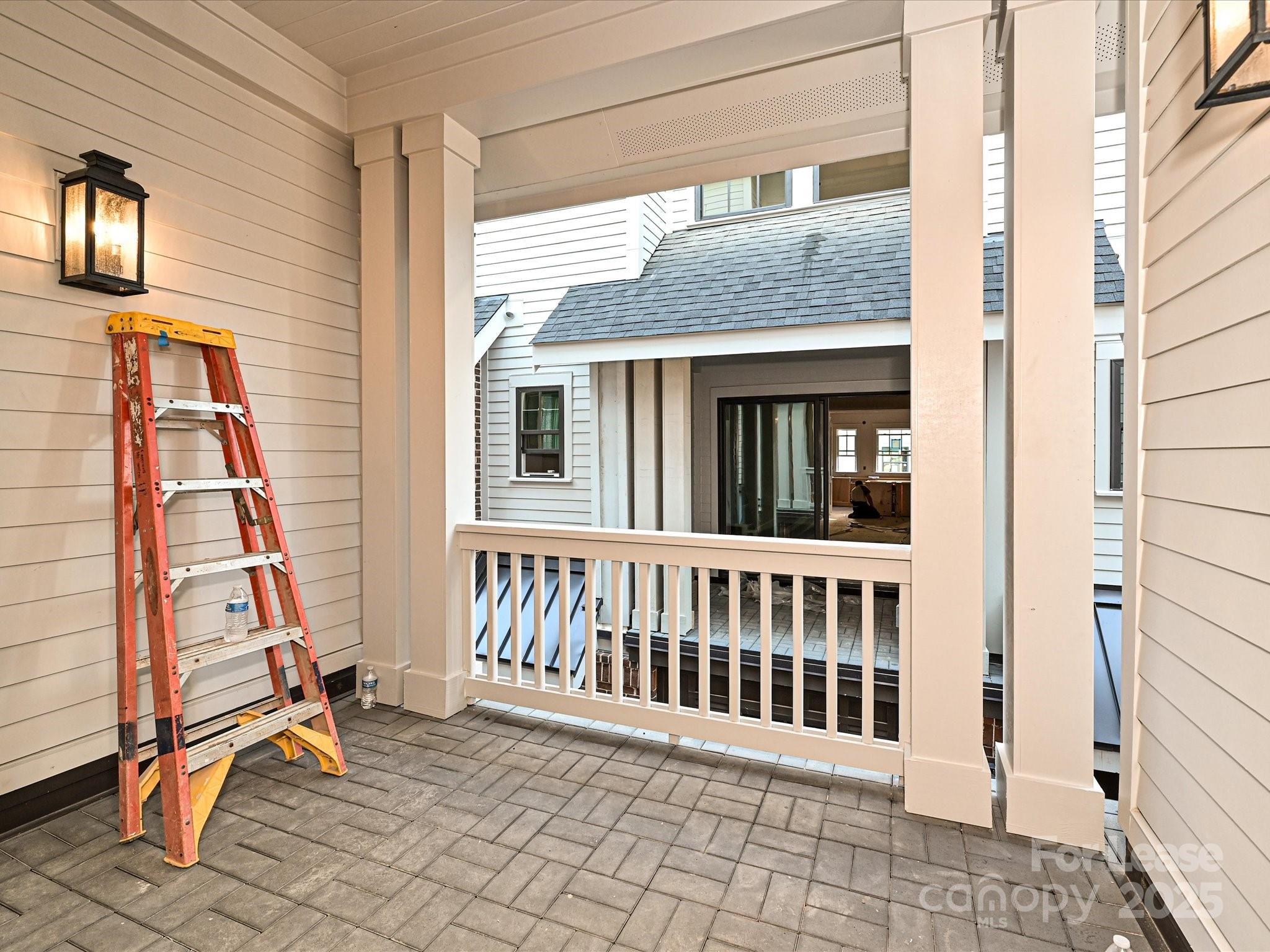 4121 Selwyn Walk Court