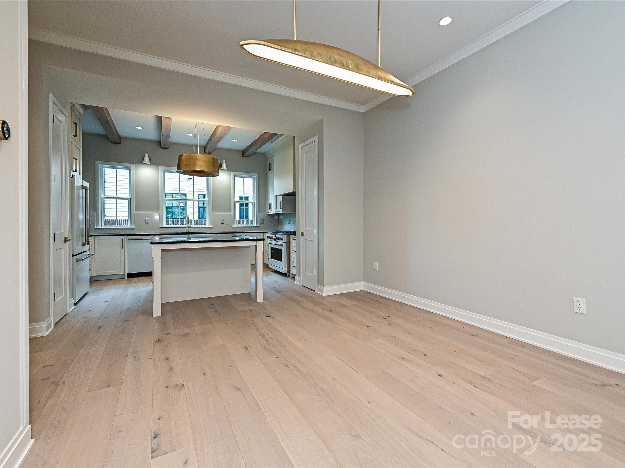 4121 Selwyn Walk Court