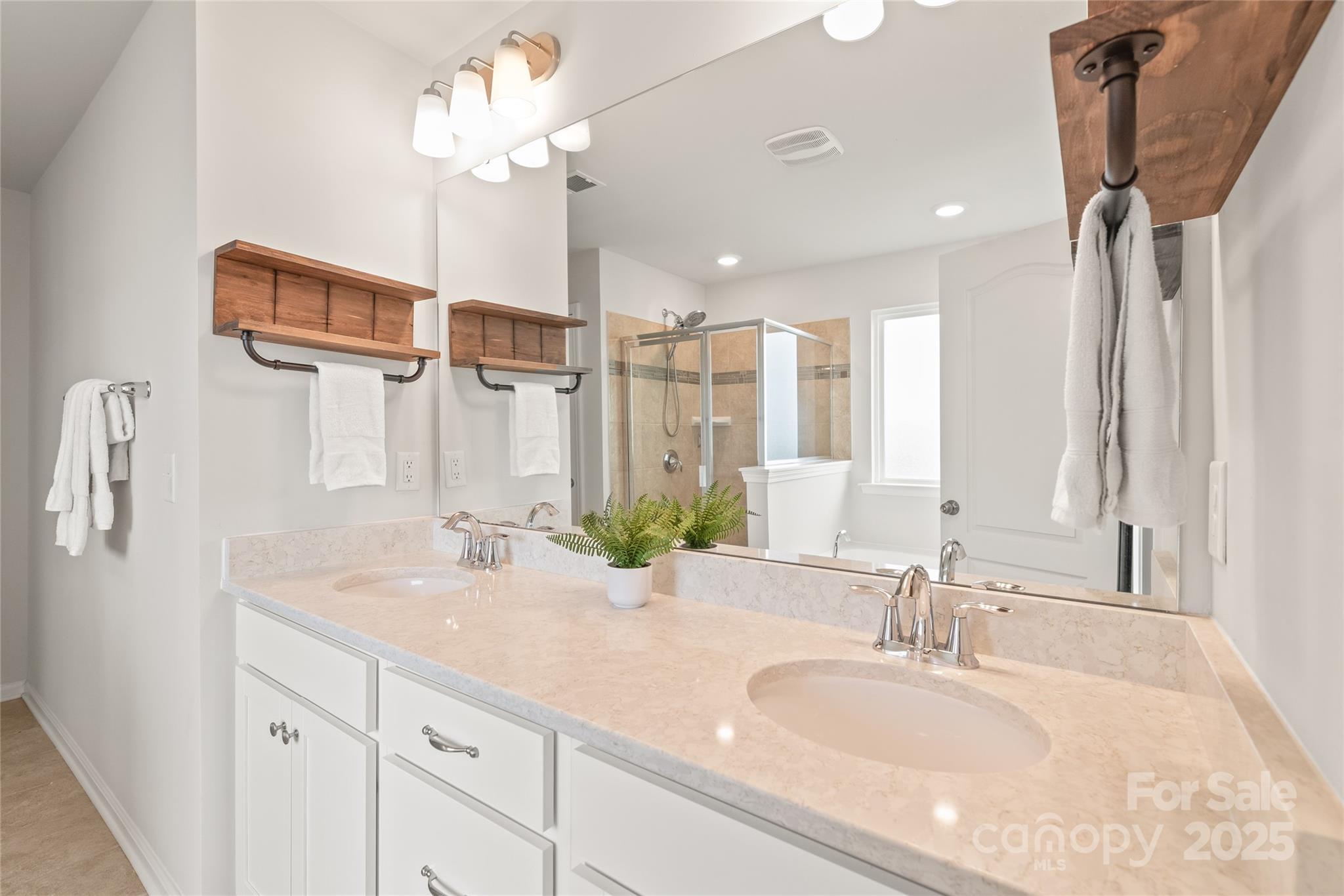 16726 Cozy Cove Road