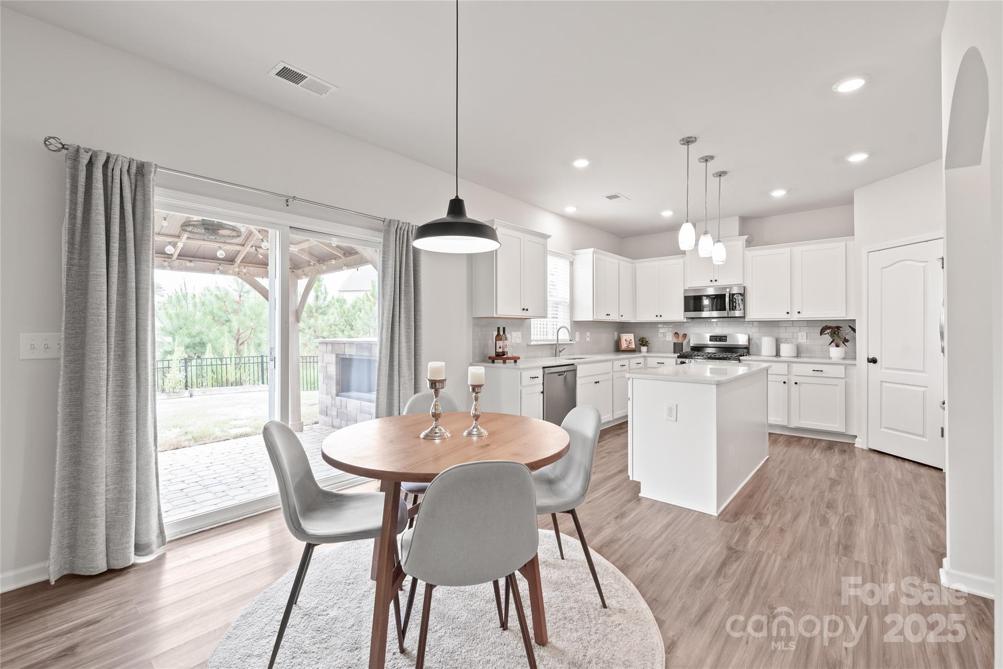 16726 Cozy Cove Road