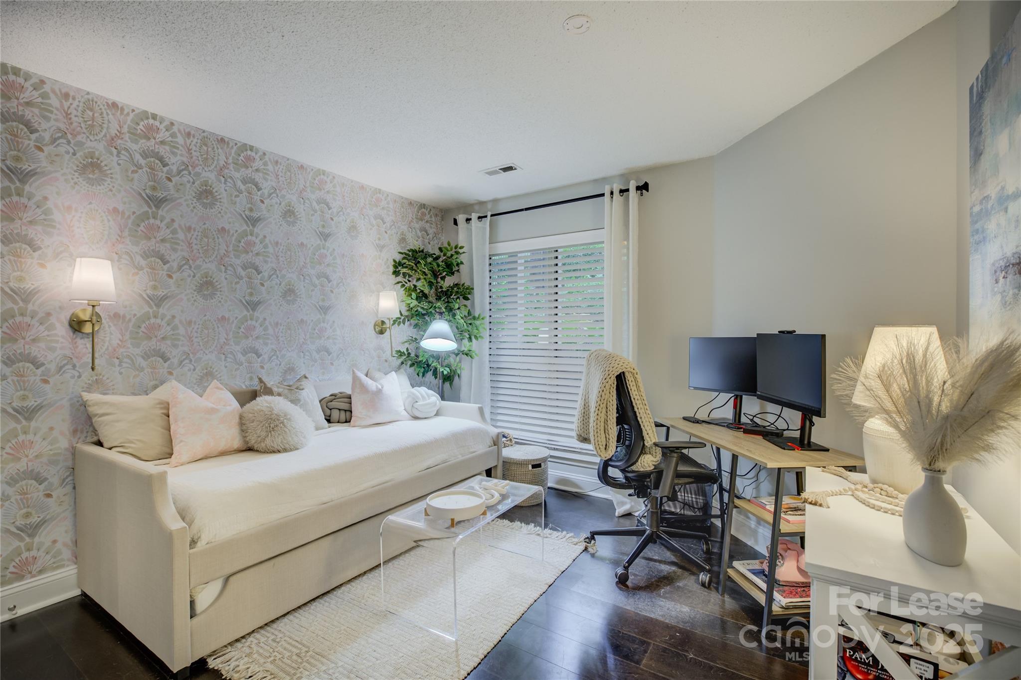 2506 Cranbrook Lane Unit: 1