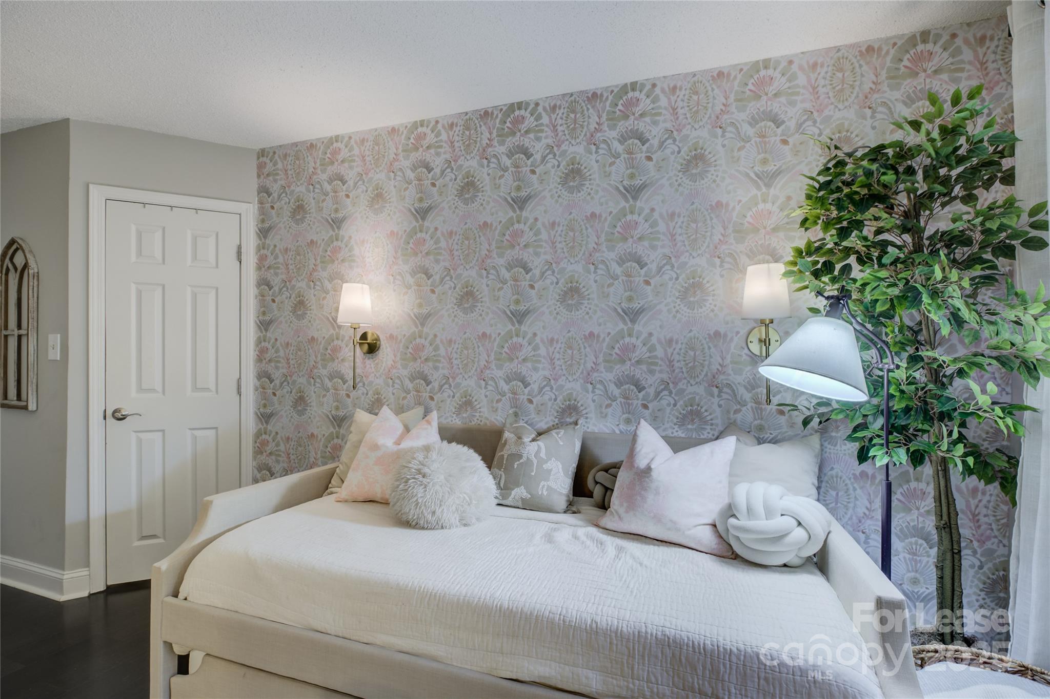 2506 Cranbrook Lane Unit: 1