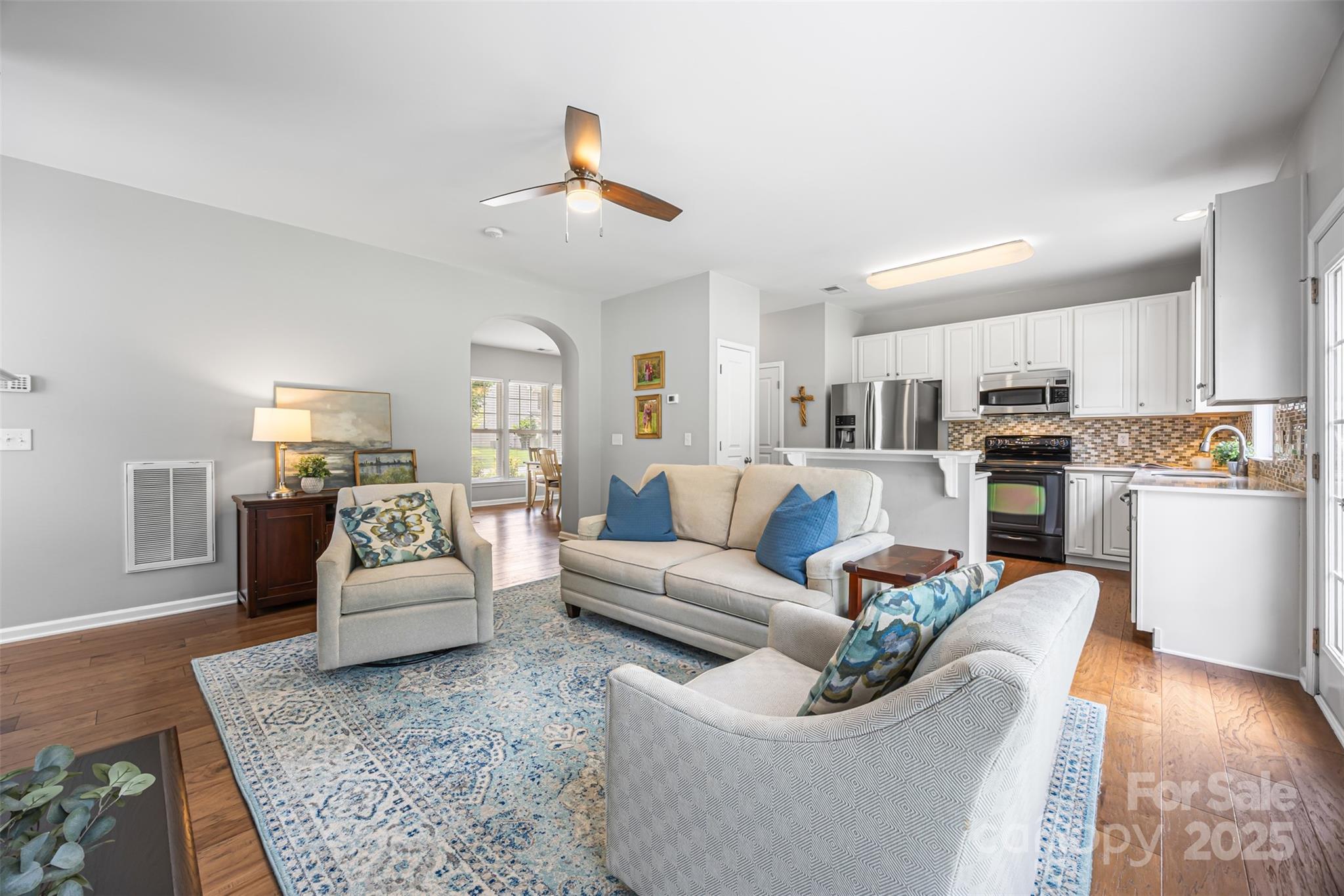 317 Sand Paver Way
