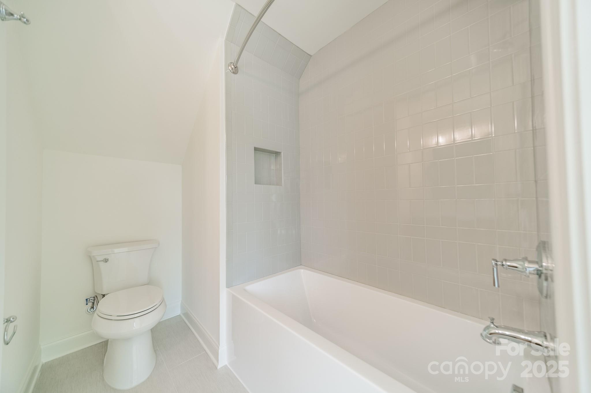 2346 Bridgewater Road Unit: 7