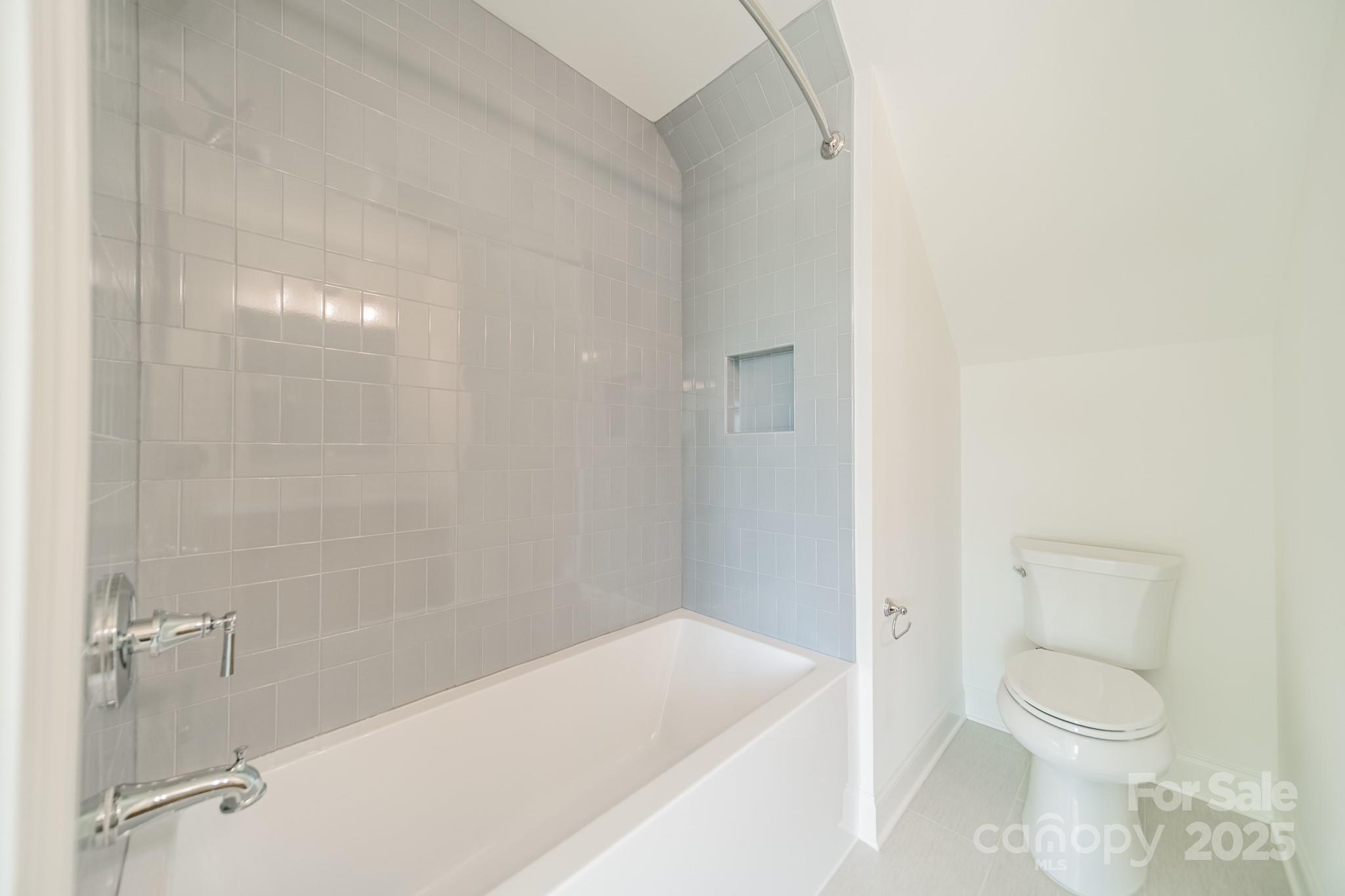2346 Bridgewater Road Unit: 7